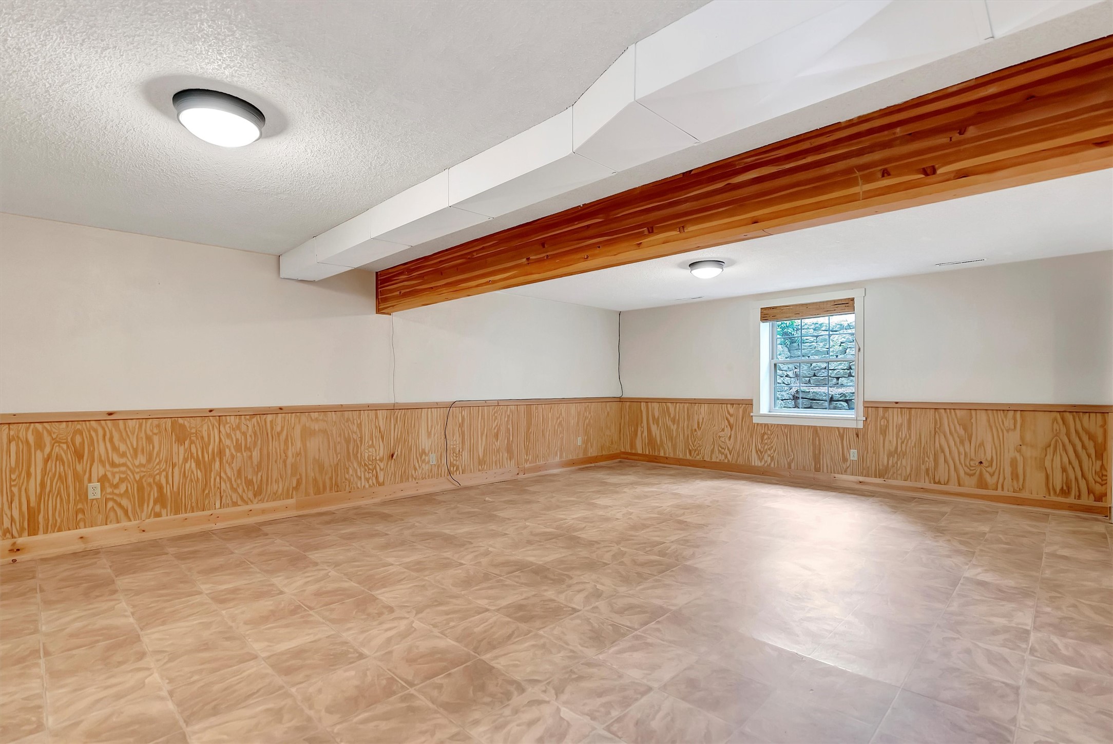 4628 Rattlesnake Drive