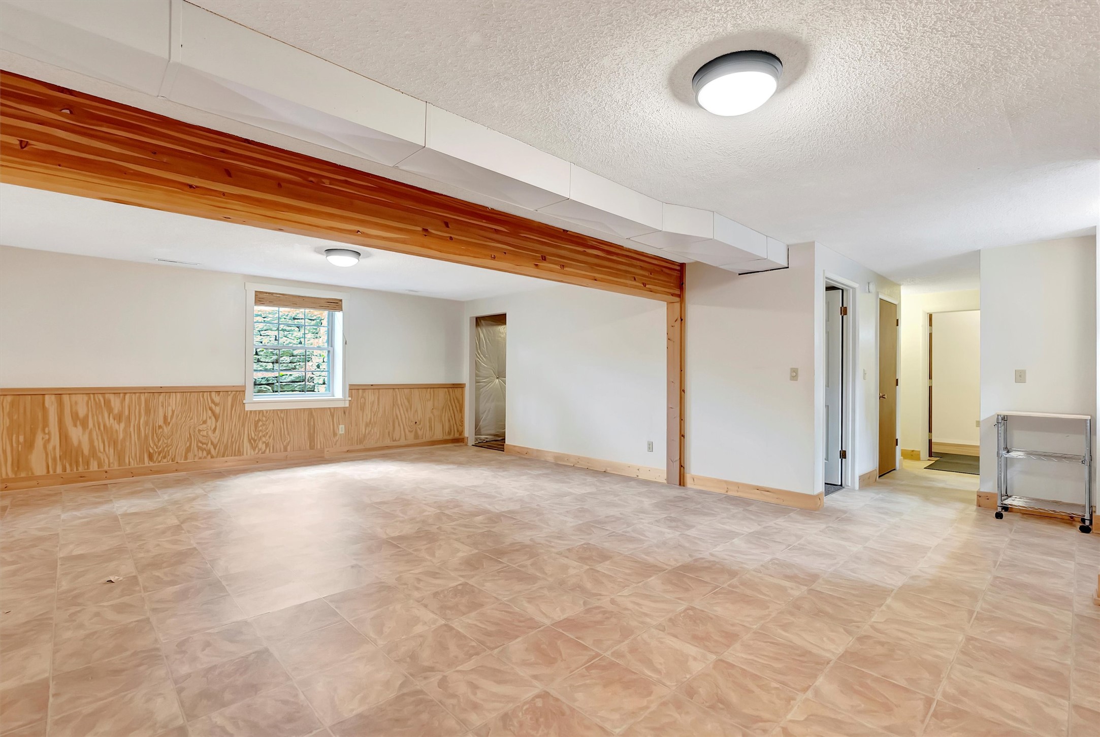 4628 Rattlesnake Drive