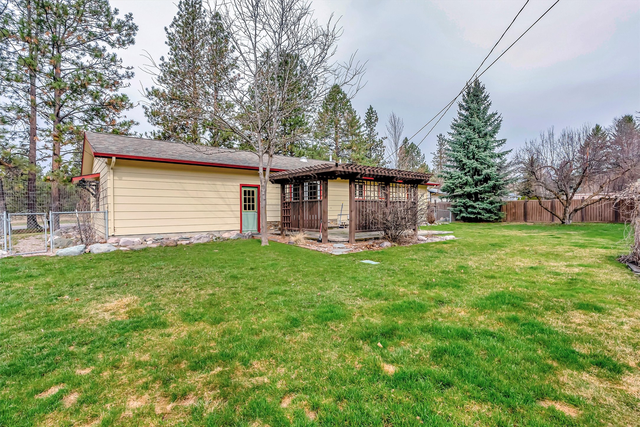 4628 Rattlesnake Drive