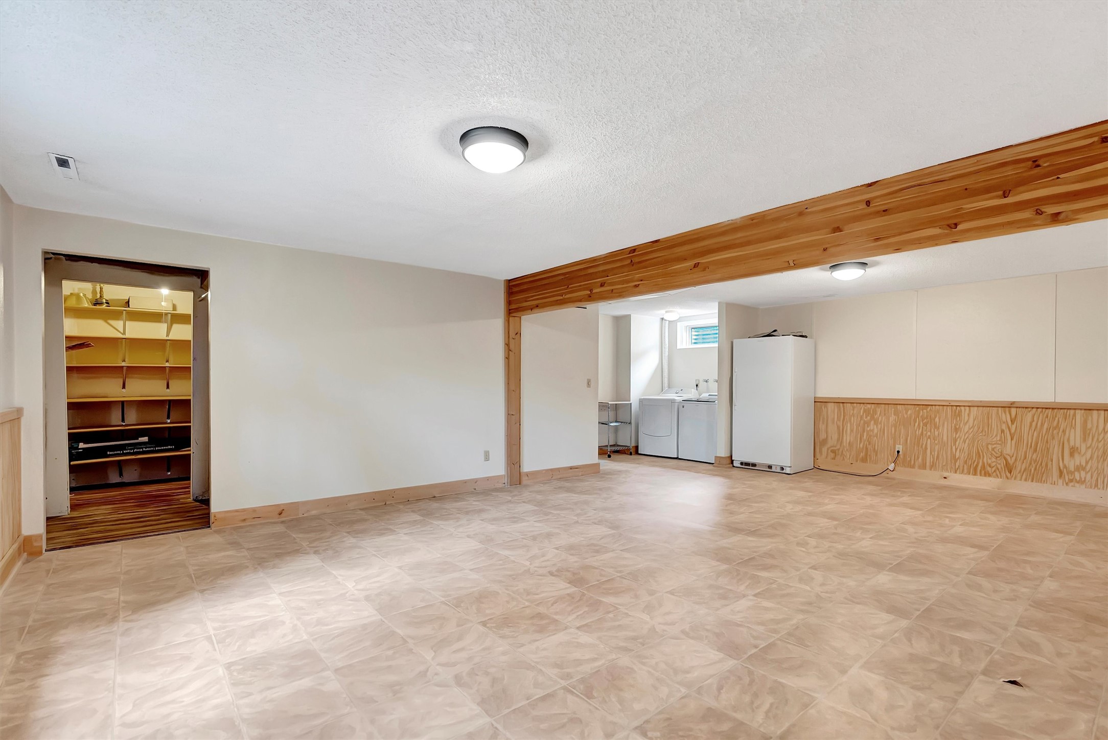 4628 Rattlesnake Drive