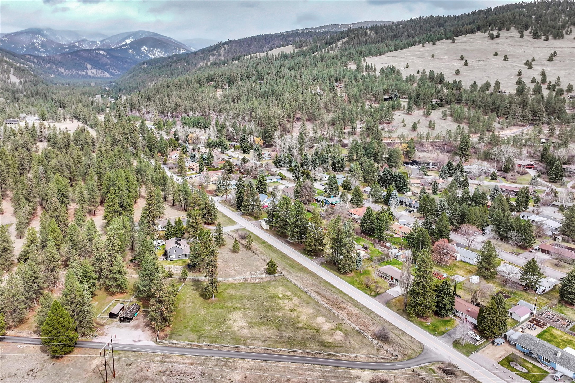 4628 Rattlesnake Drive