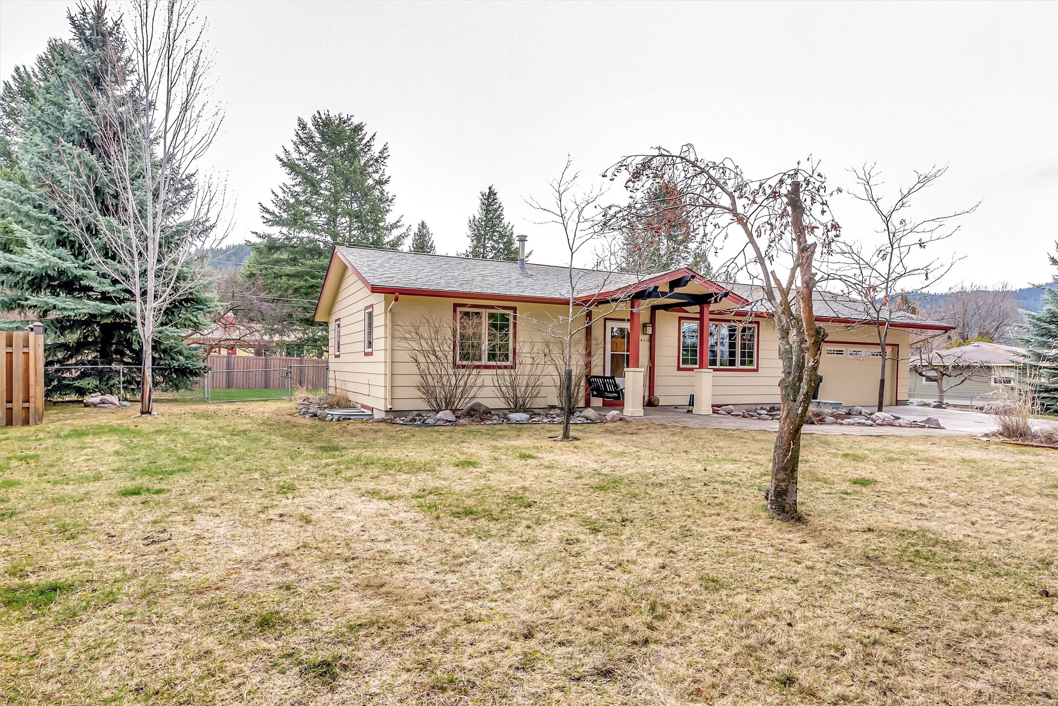 4628 Rattlesnake Drive