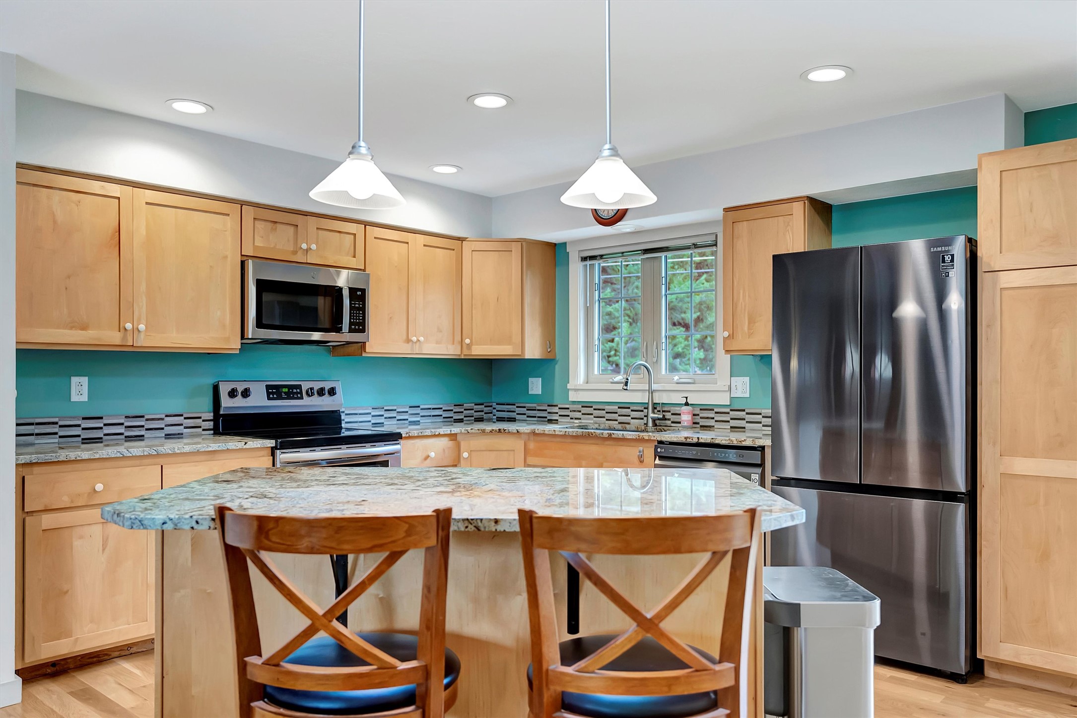 4628 Rattlesnake Drive