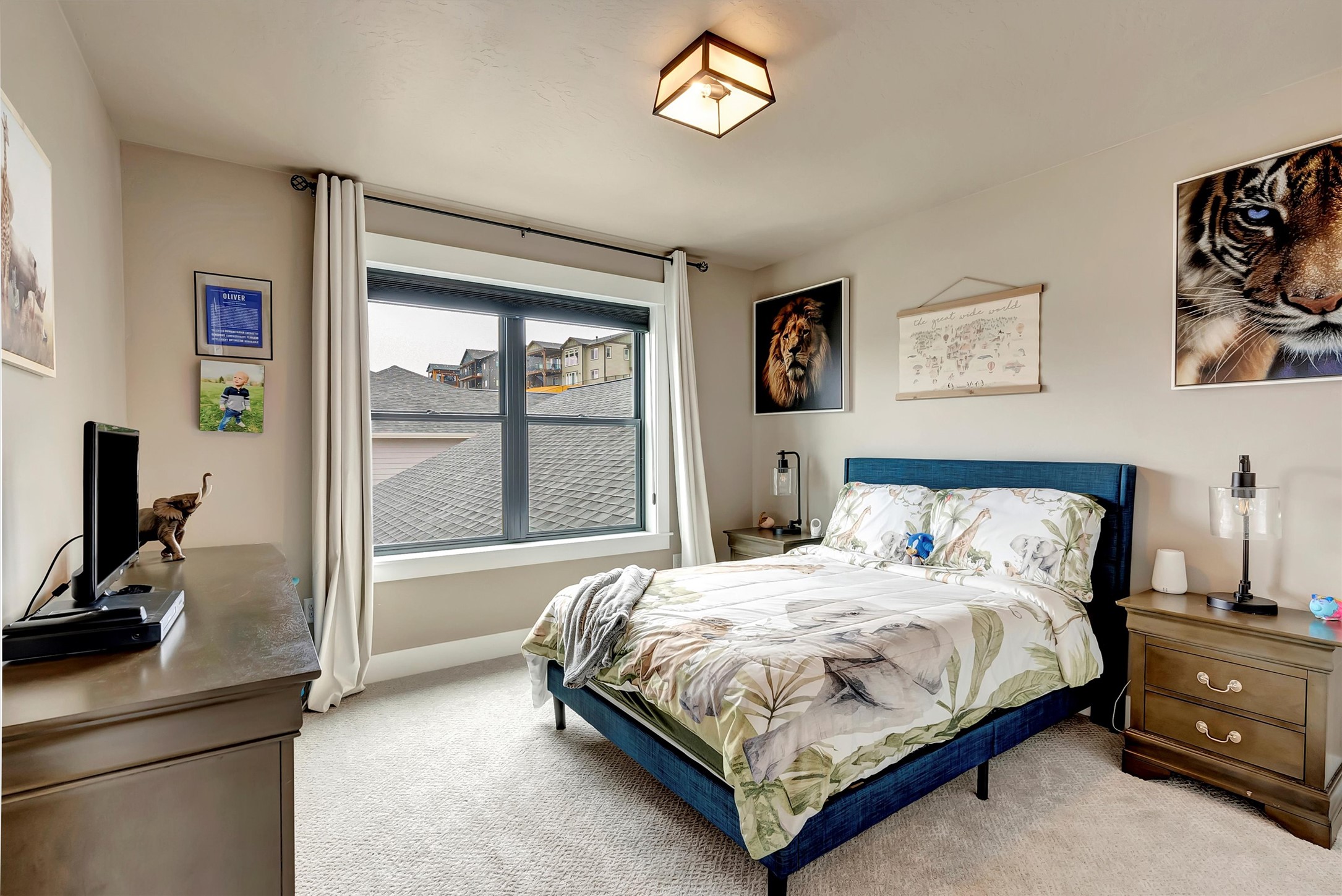 7038 Max Drive