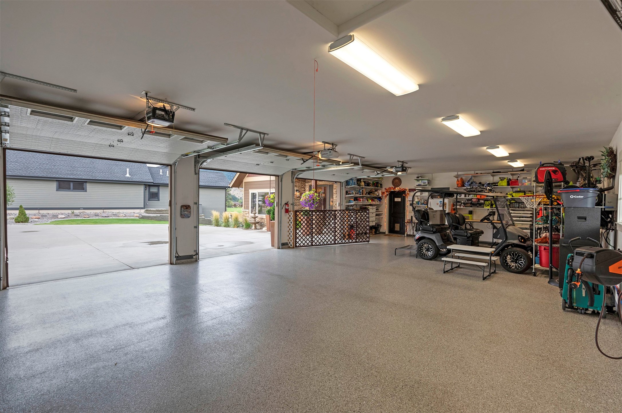 5553 Canyon River Road