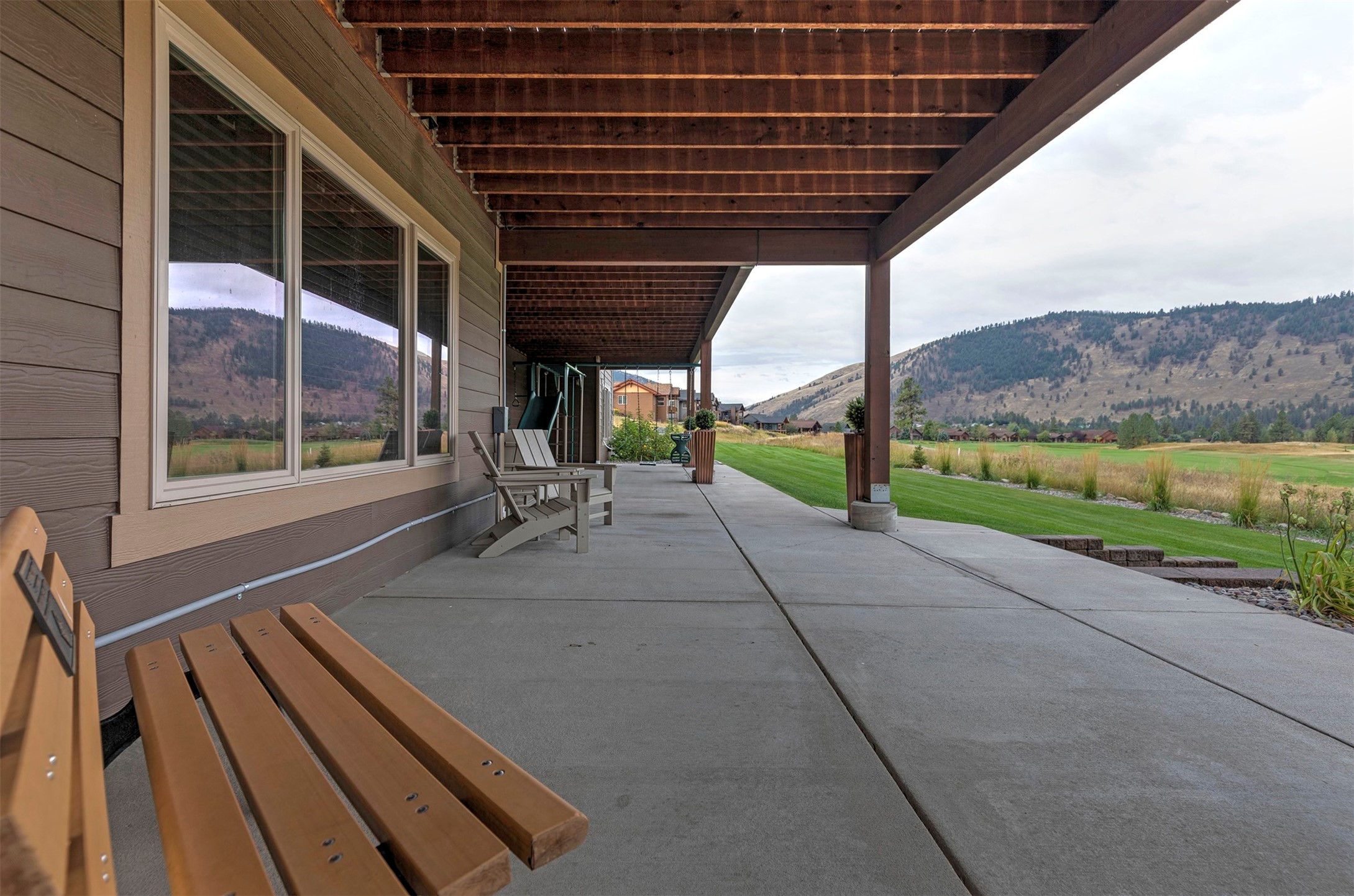 5553 Canyon River Road