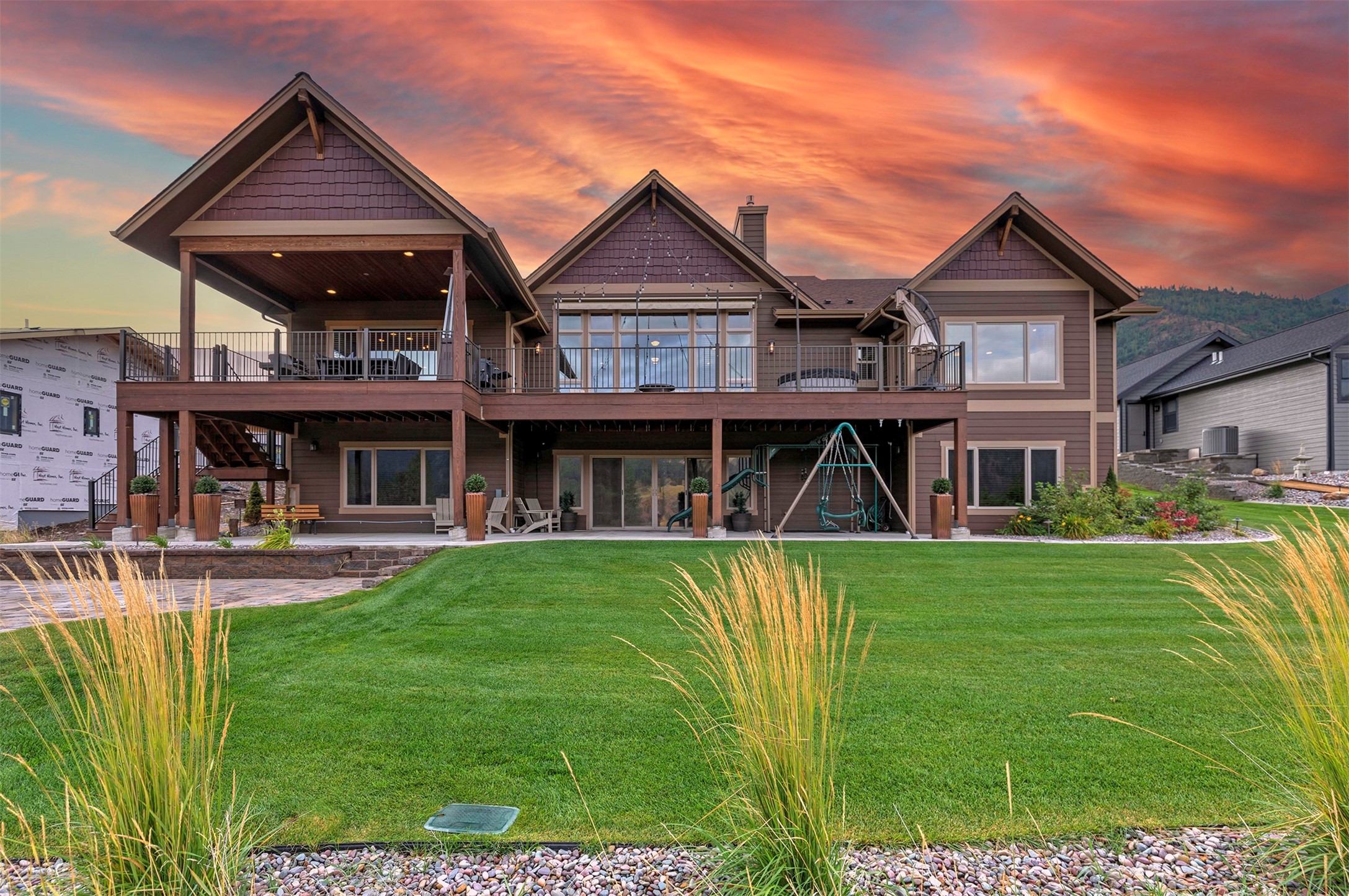 5553 Canyon River Road