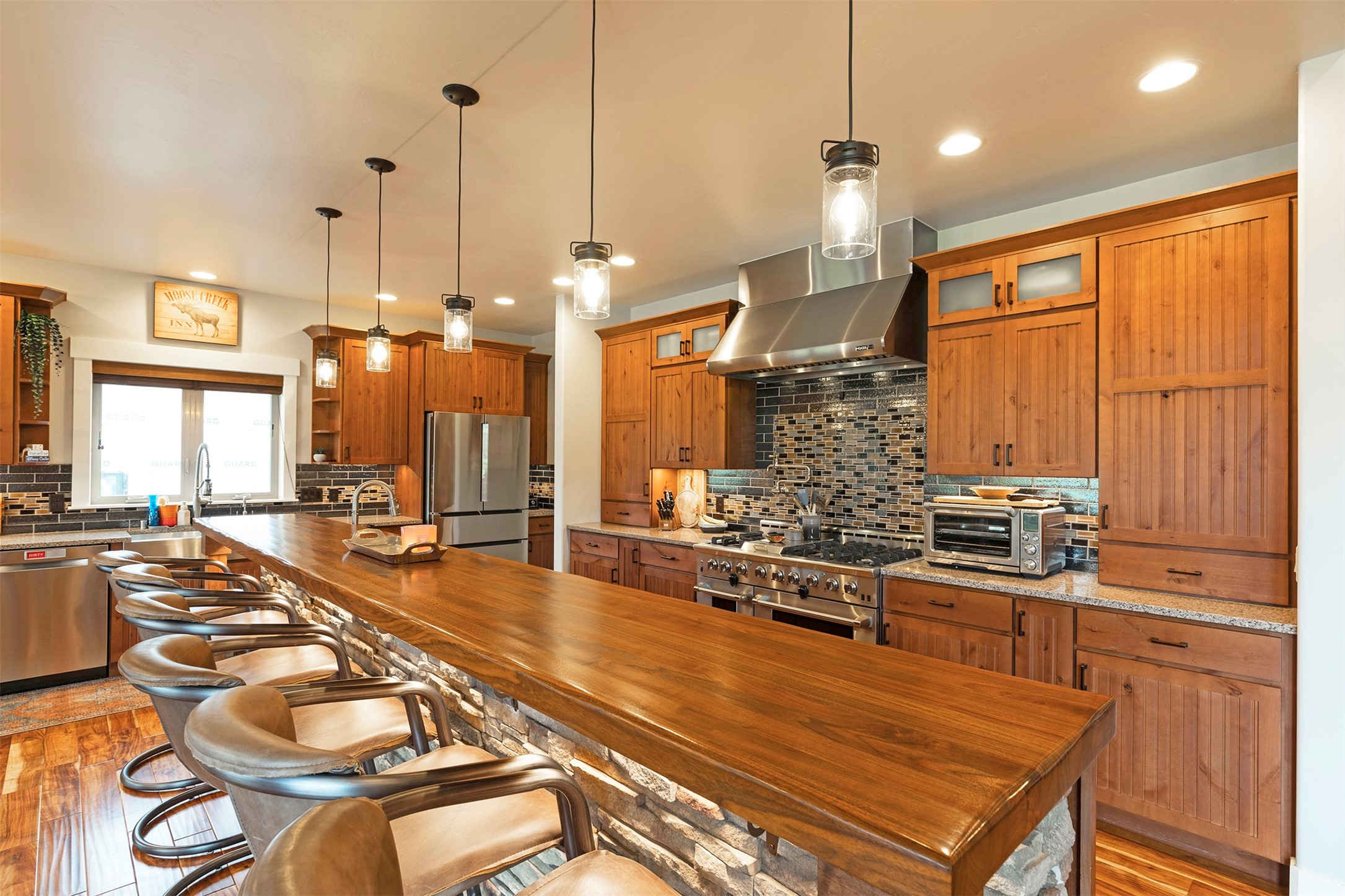5553 Canyon River Road