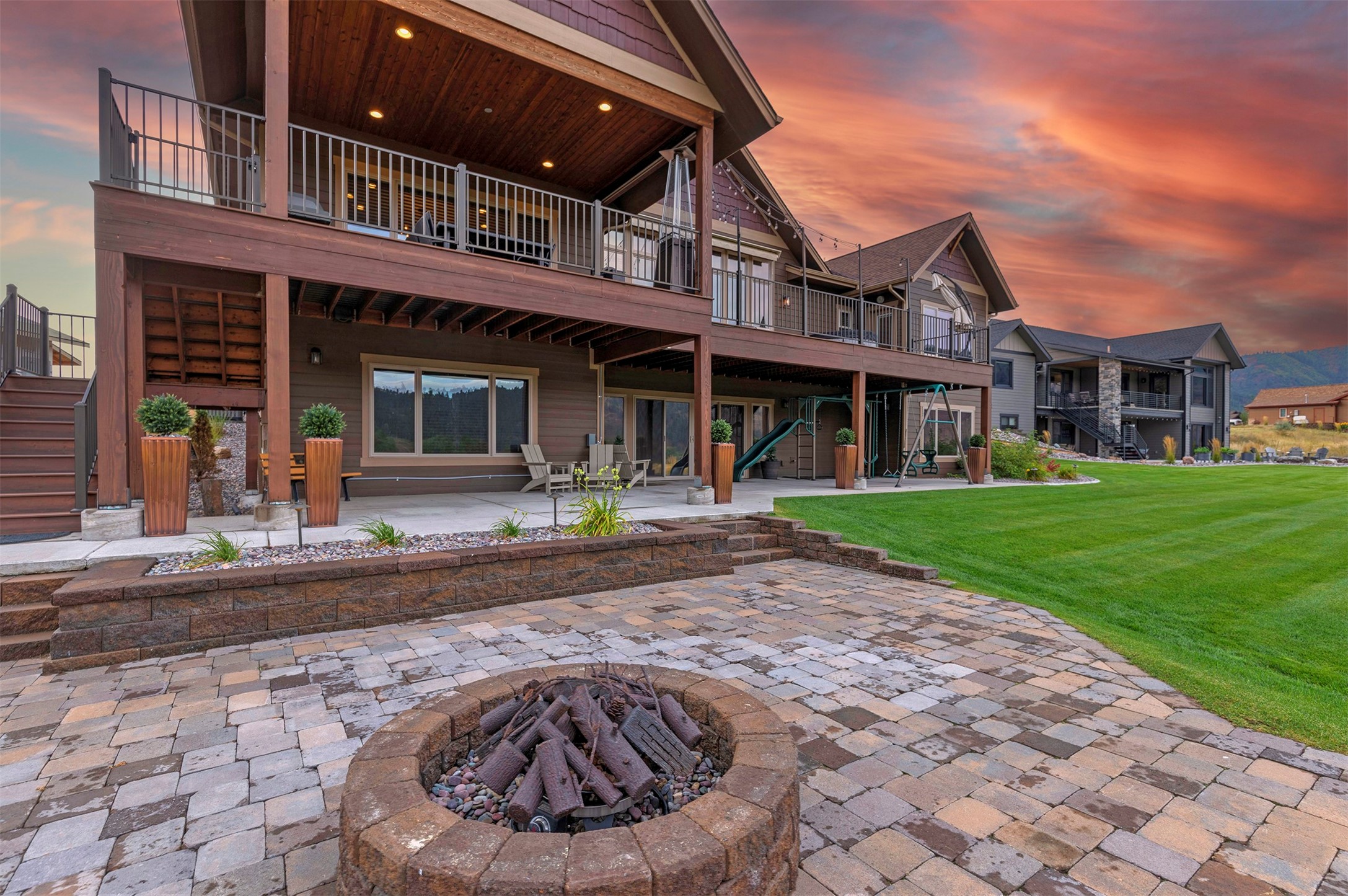 5553 Canyon River Road