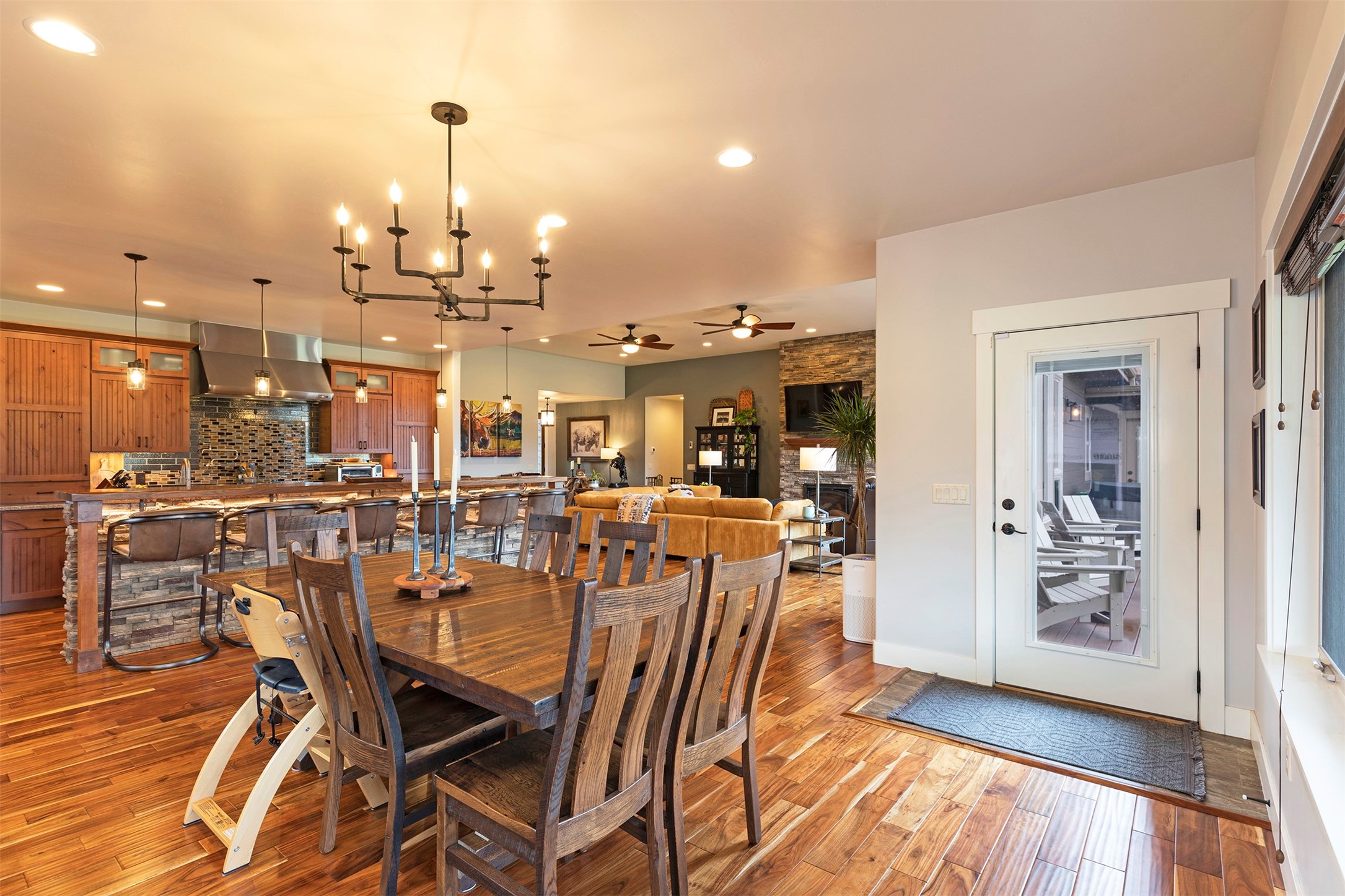 5553 Canyon River Road