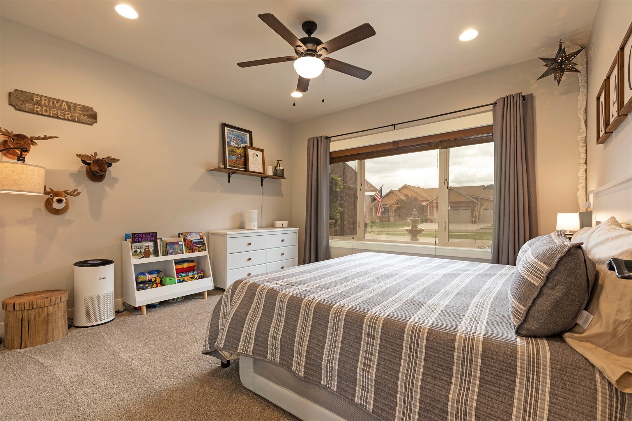 5553 Canyon River Road