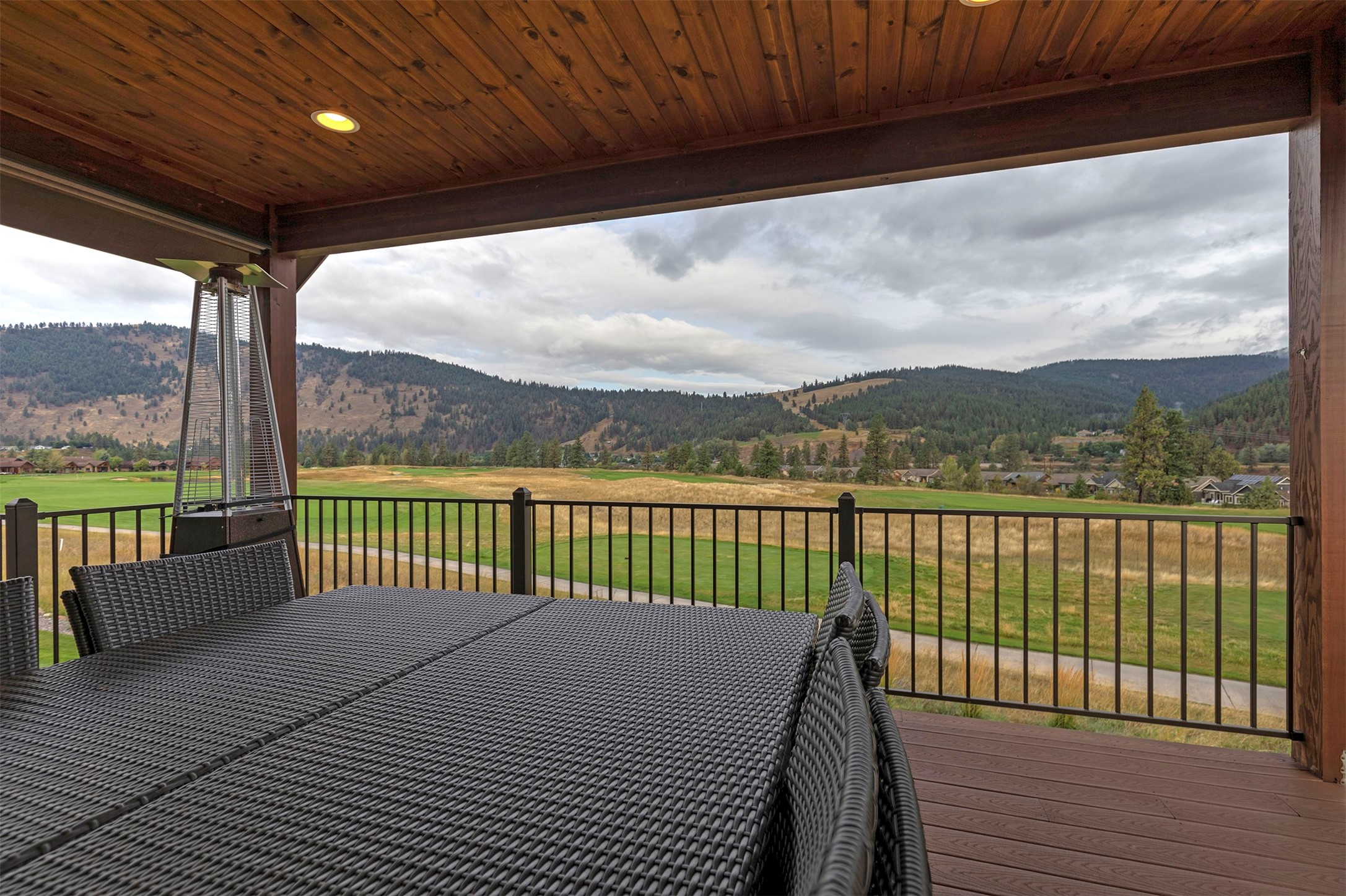 5553 Canyon River Road