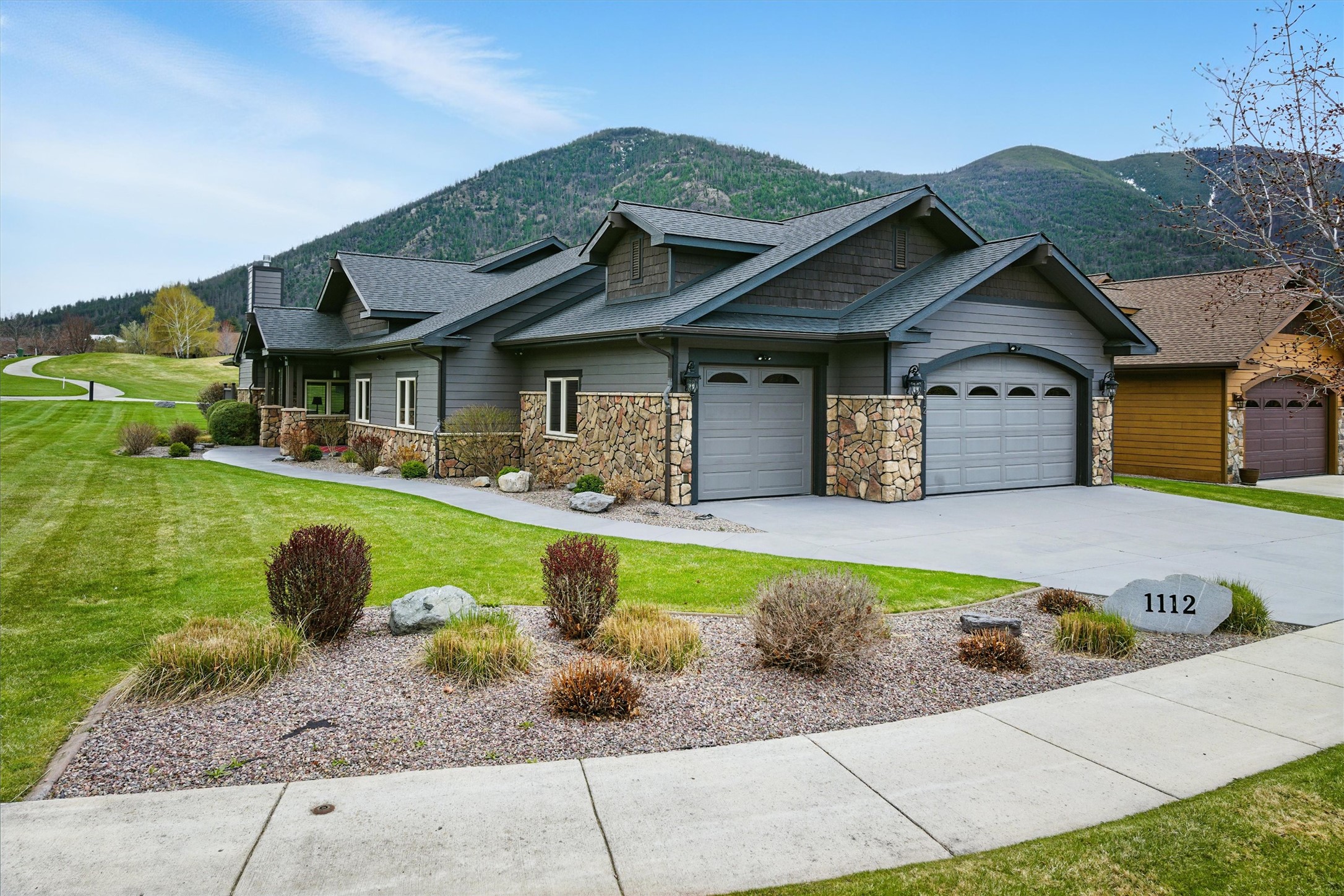 1112 Anglers Bend Way