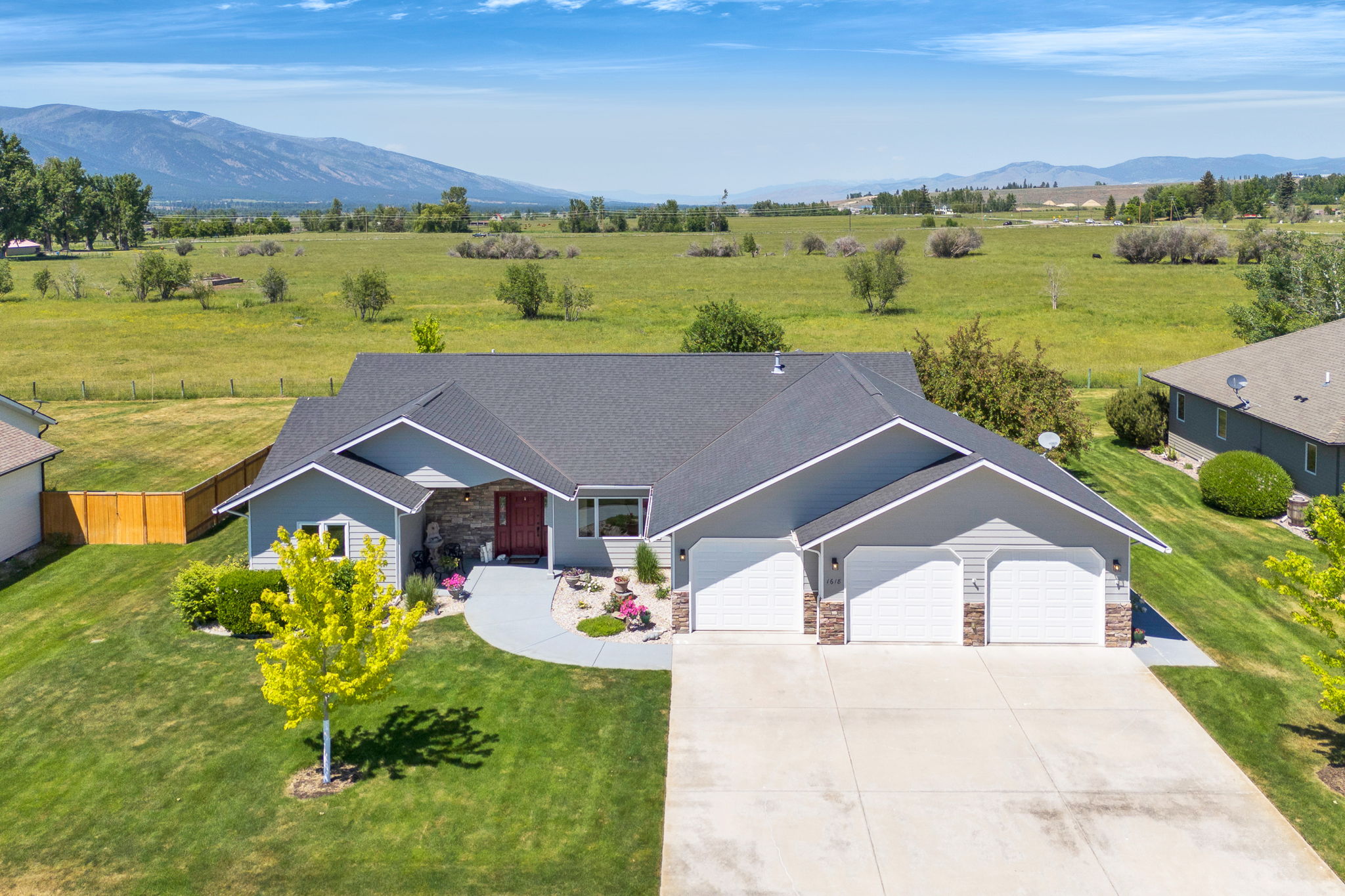 1618 Creekside Drive