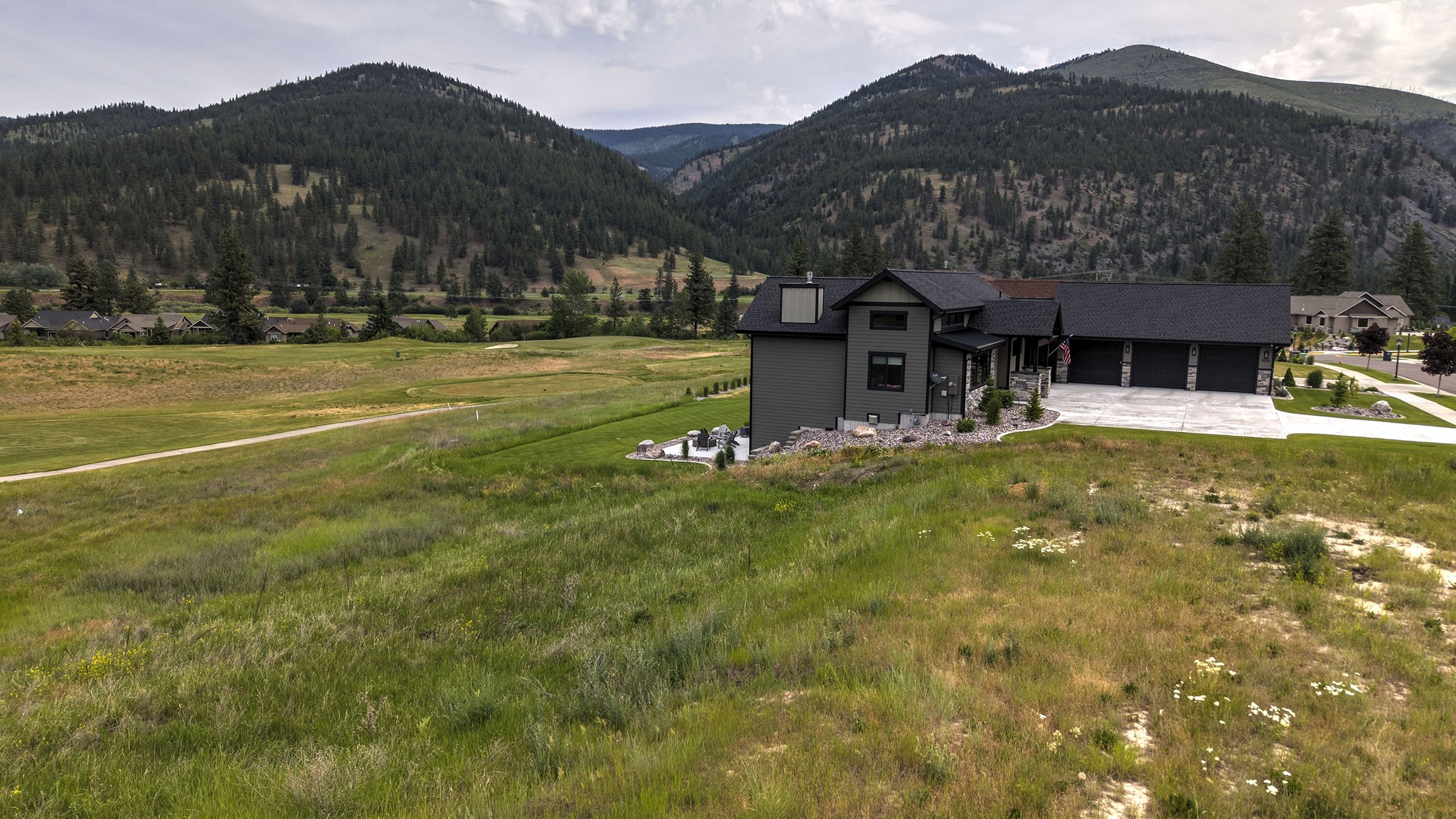 5525 Canyon River Road