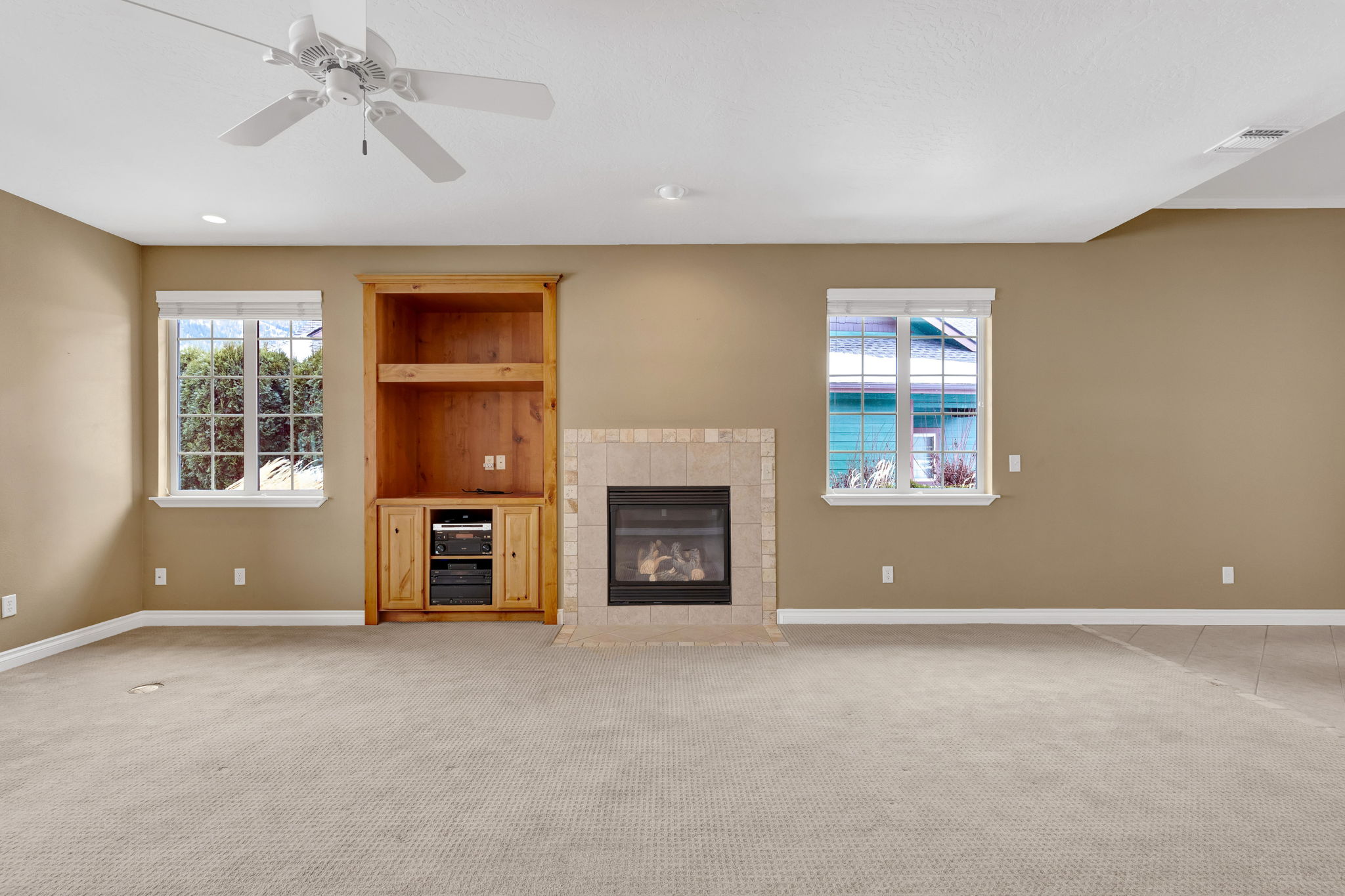 1094 Anglers Bend Way