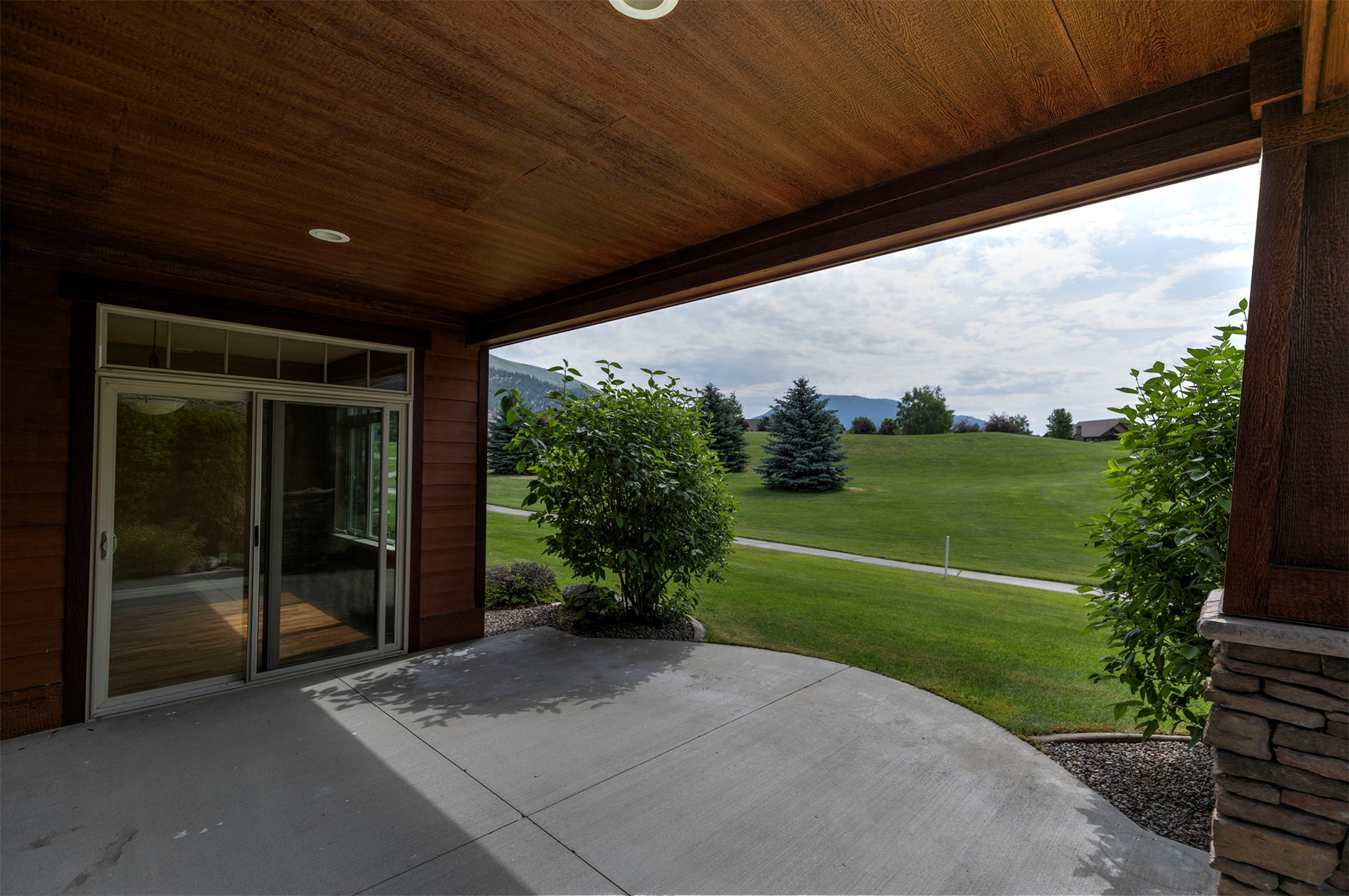 1094 Anglers Bend Way