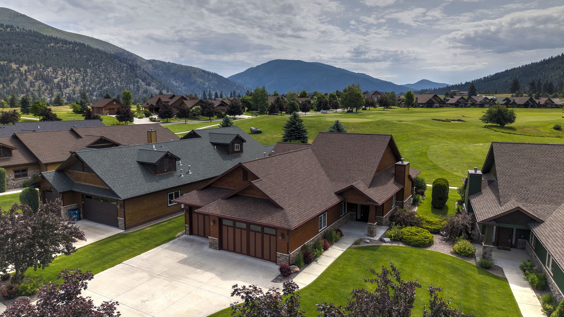 1094 Anglers Bend Way