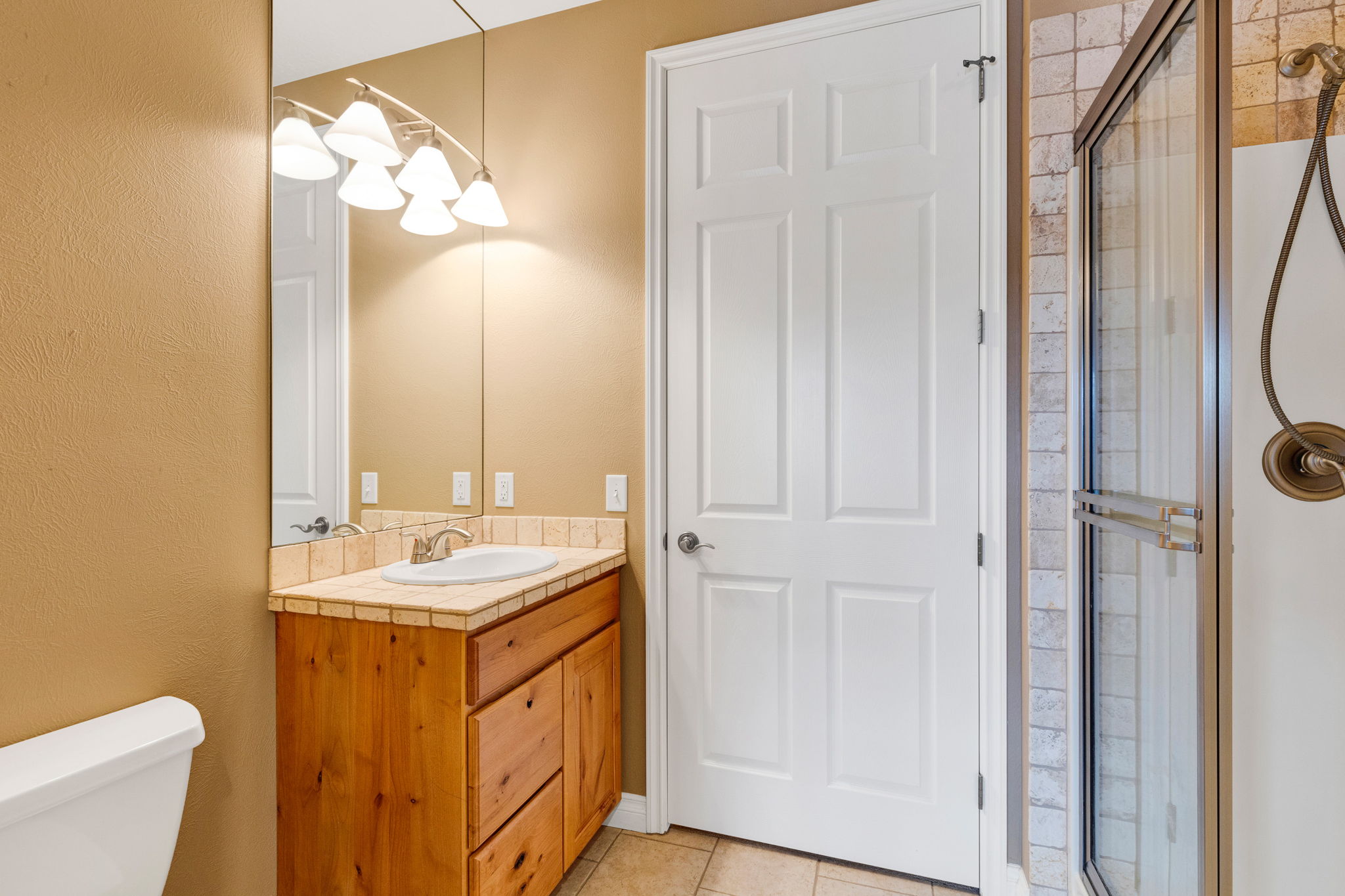 1094 Anglers Bend Way