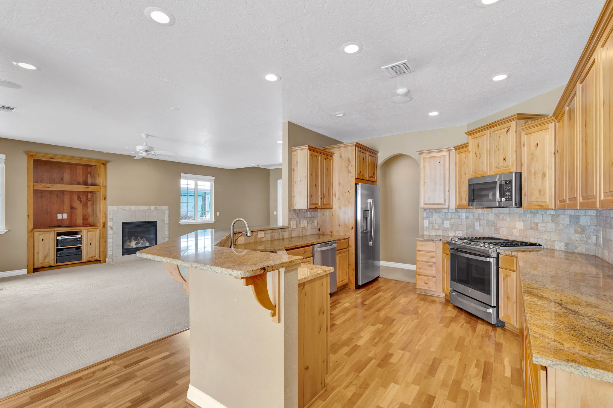 1094 Anglers Bend Way