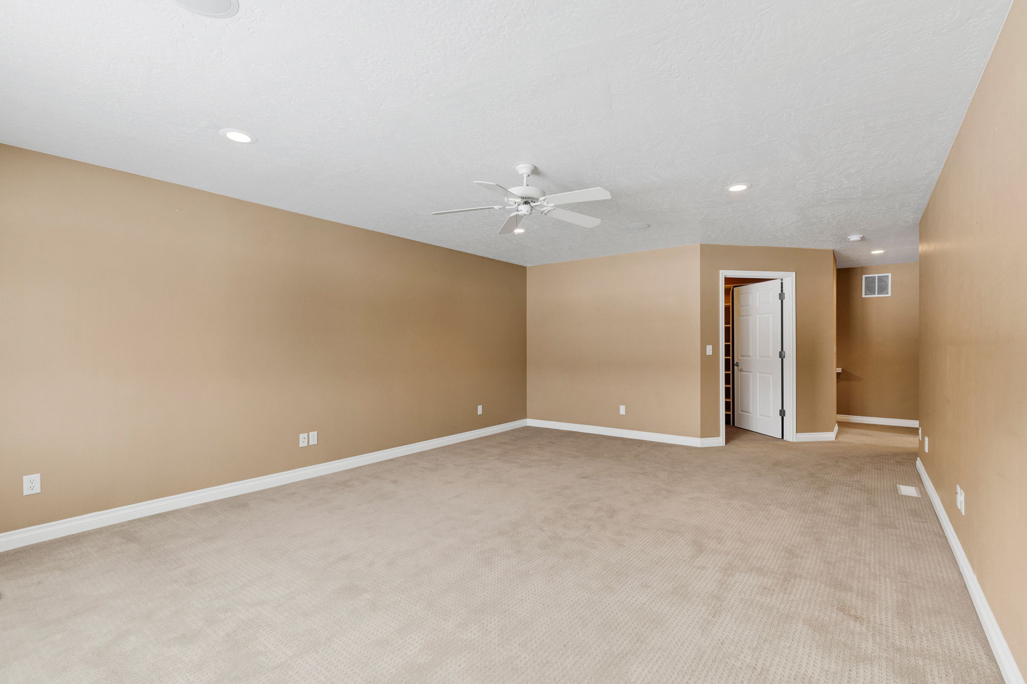 1094 Anglers Bend Way