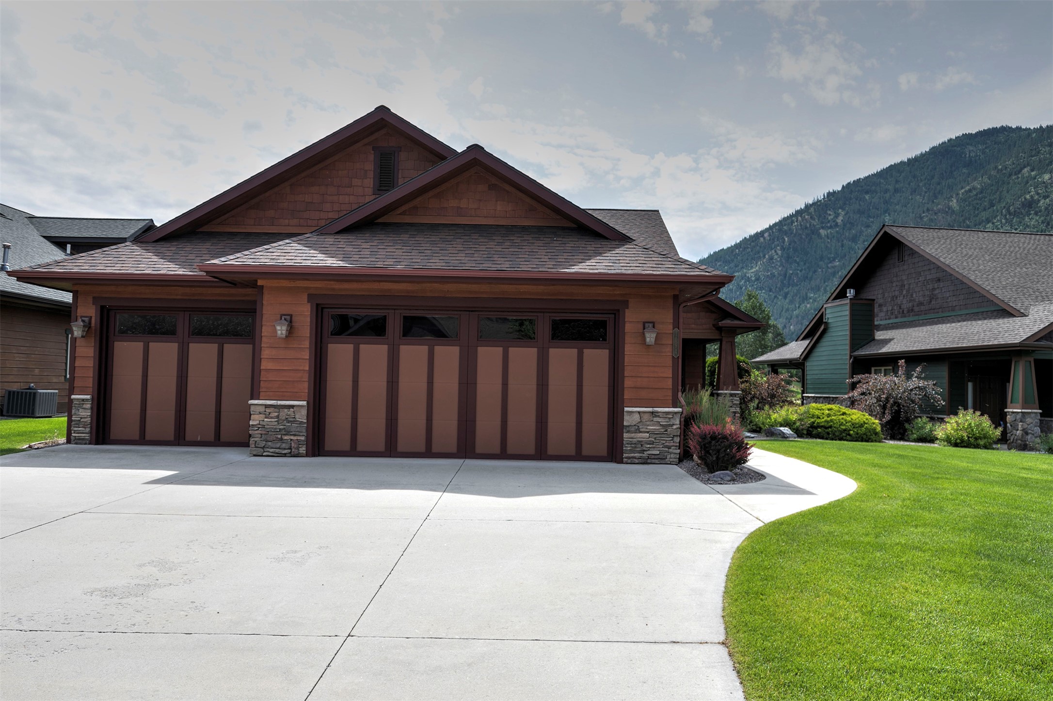 1094 Anglers Bend Way