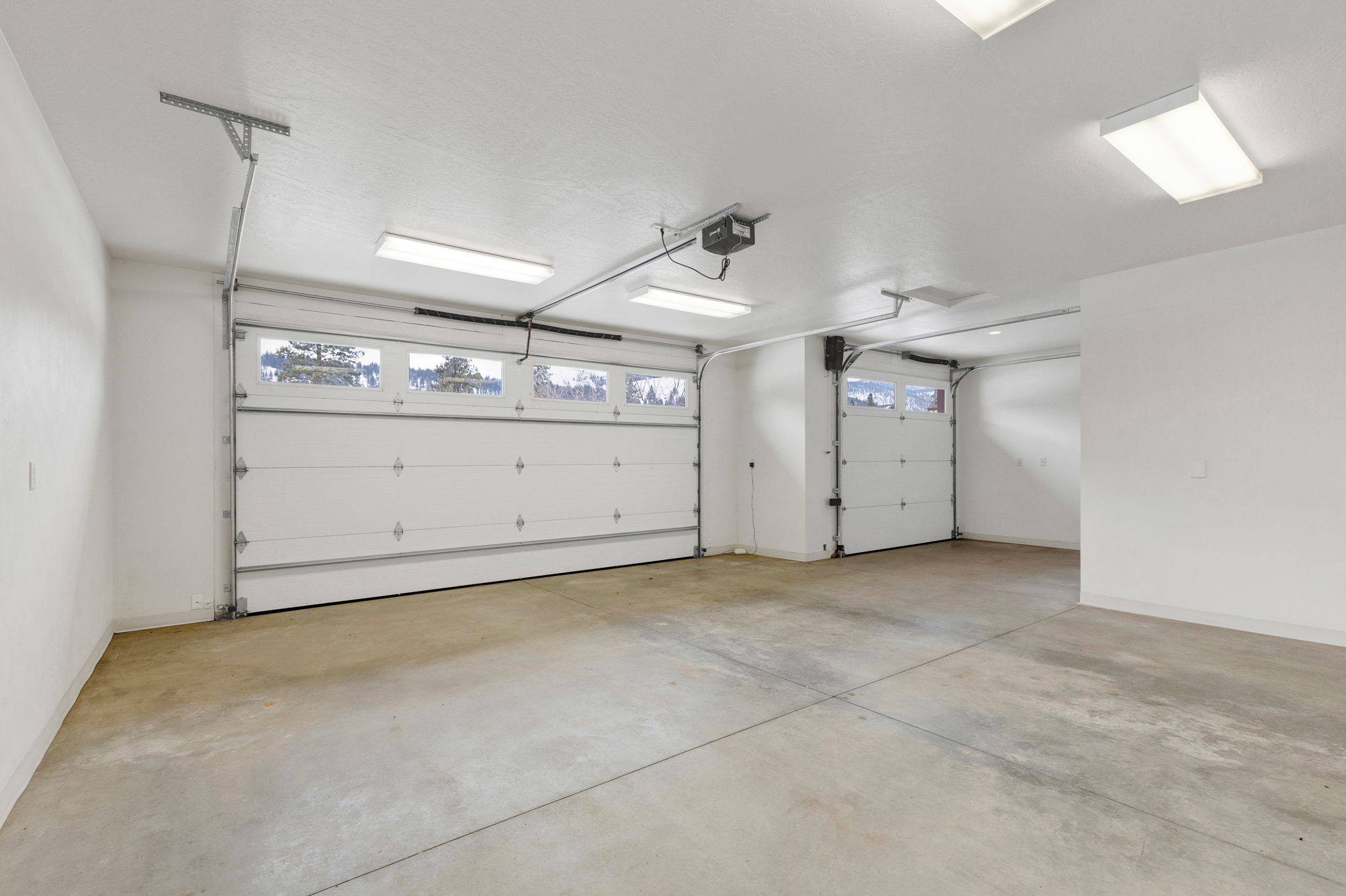 1094 Anglers Bend Way