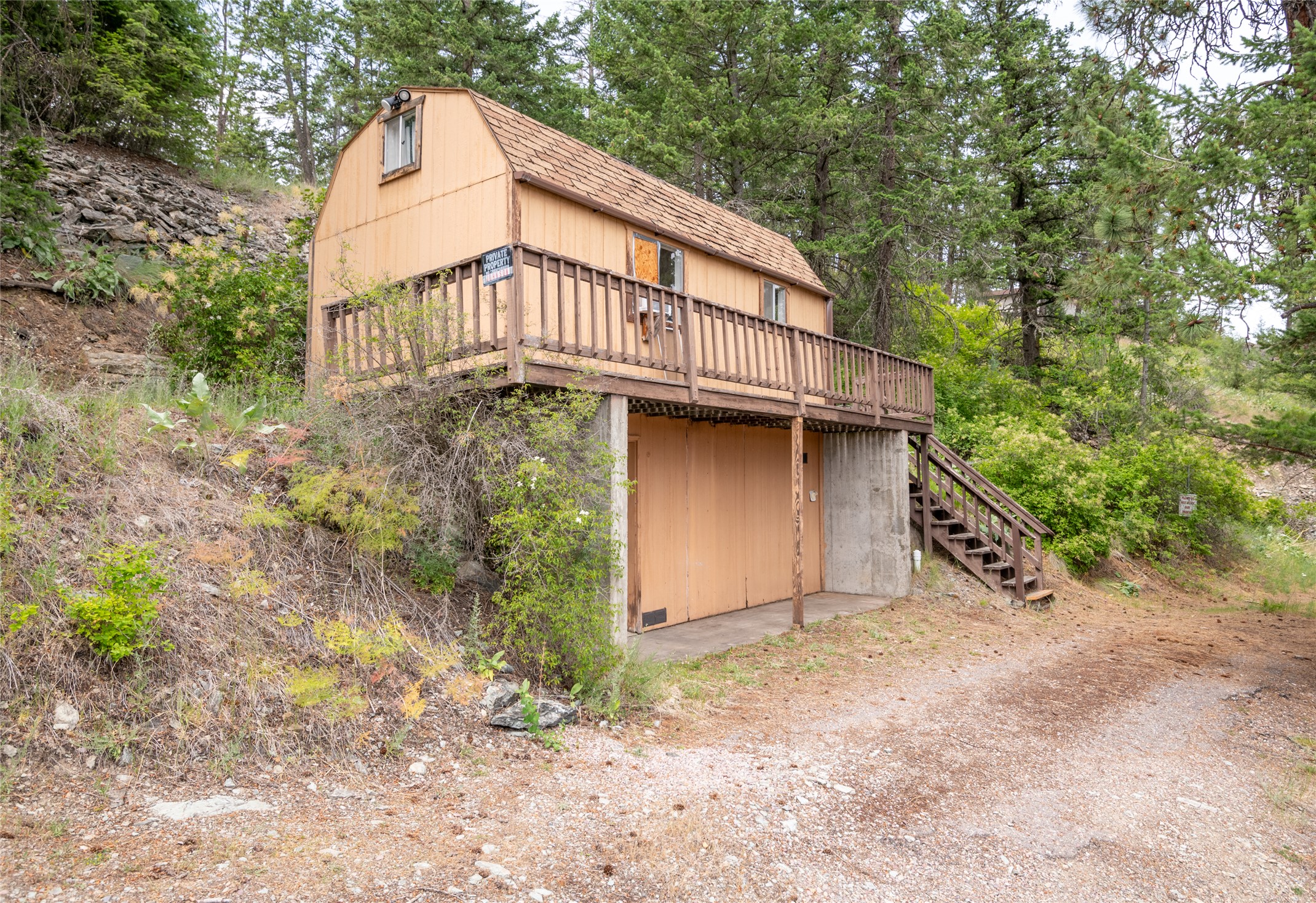29276 White Swan Road