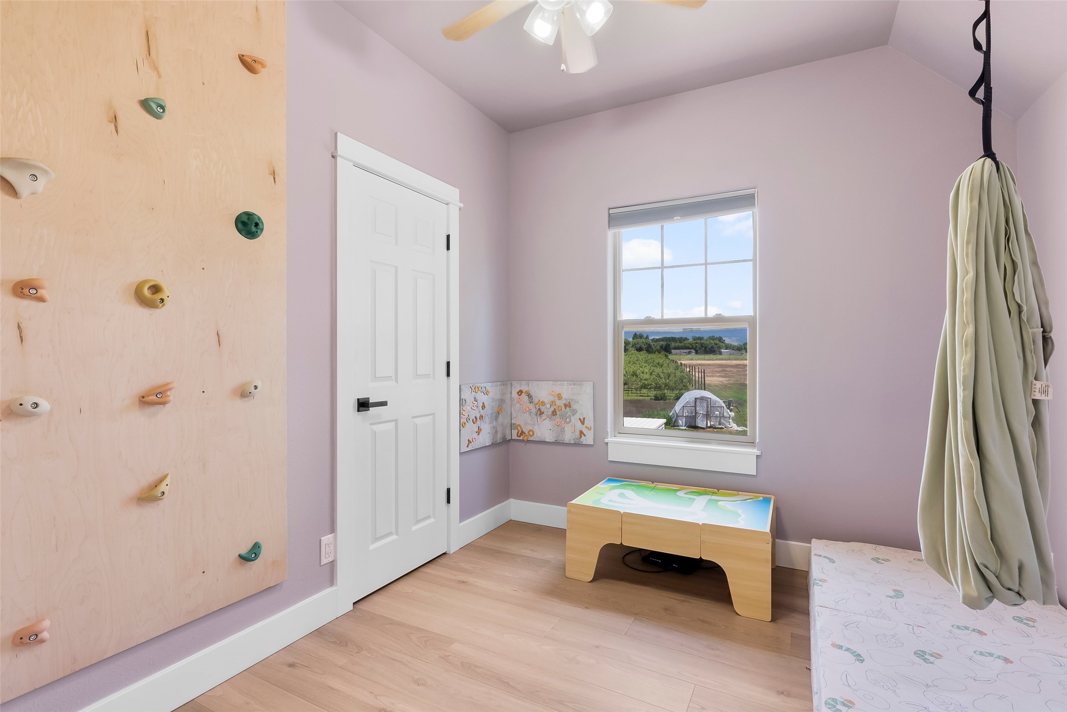 5014 Eastside Highway