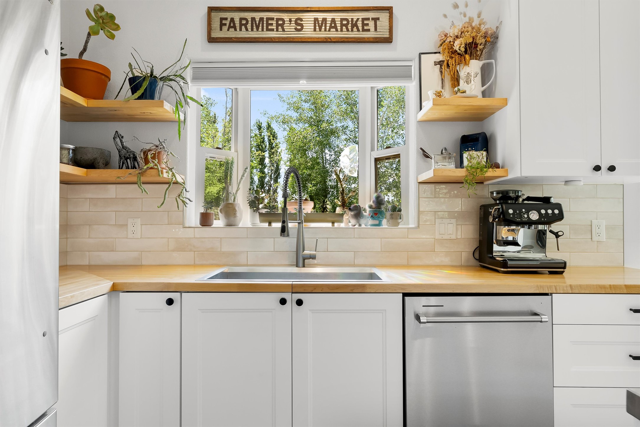 5014 Eastside Highway