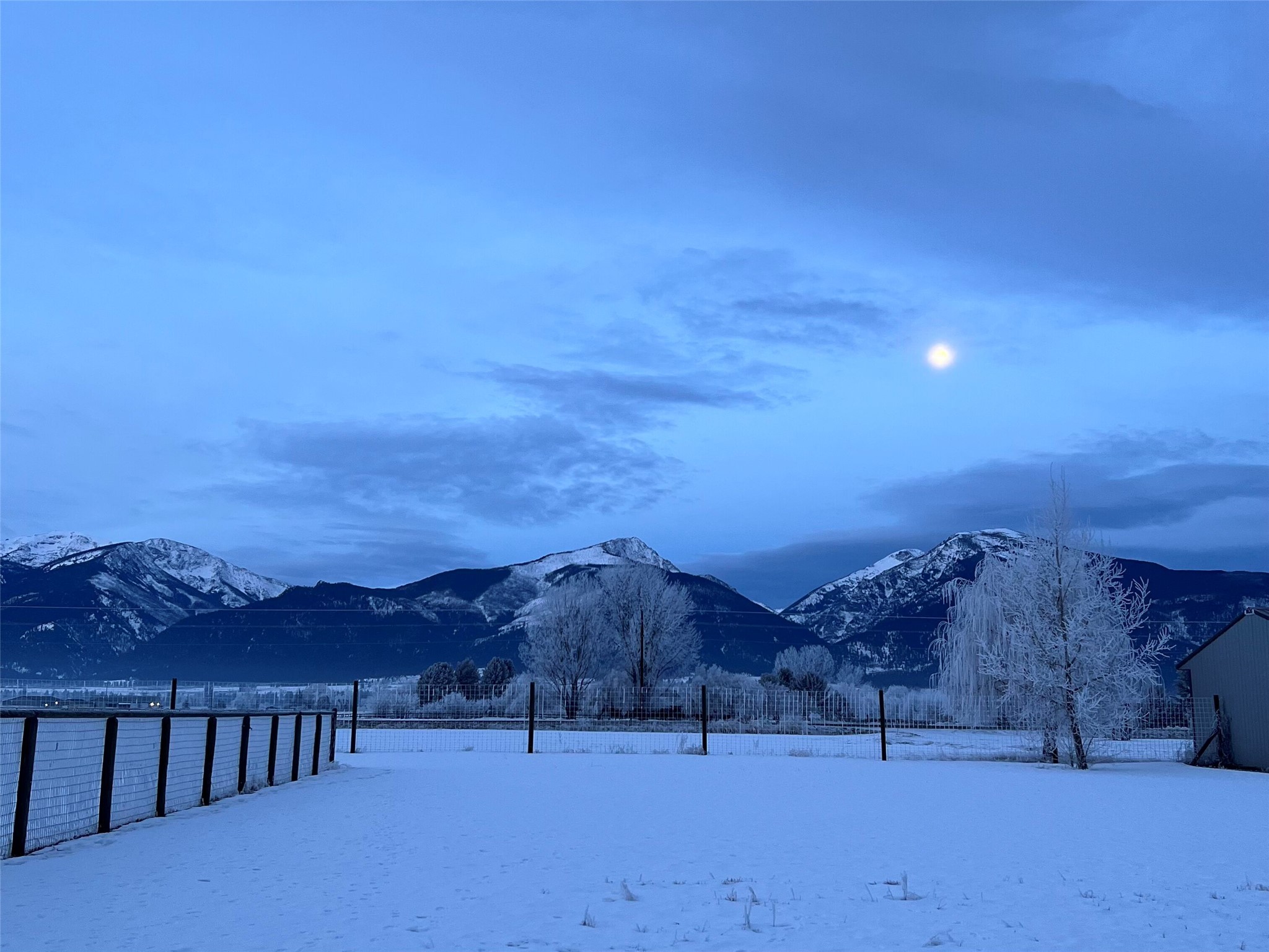 5014 Eastside Highway