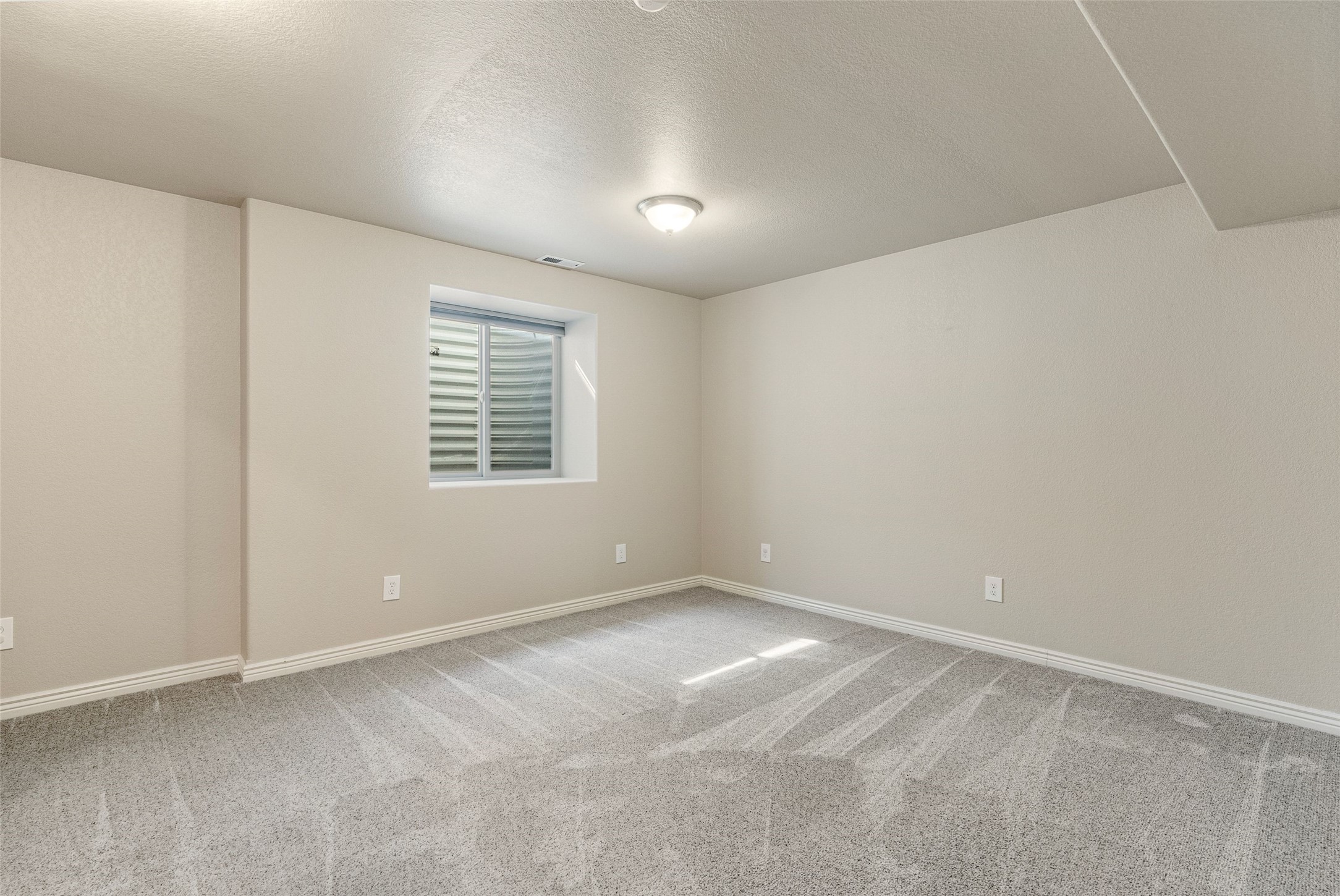 2535 Latigo Drive