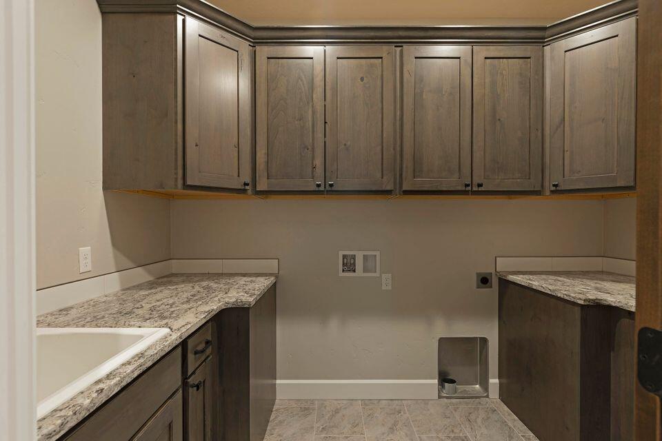 835 Anglers Bend Way