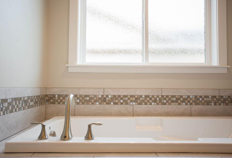 835 Anglers Bend Way