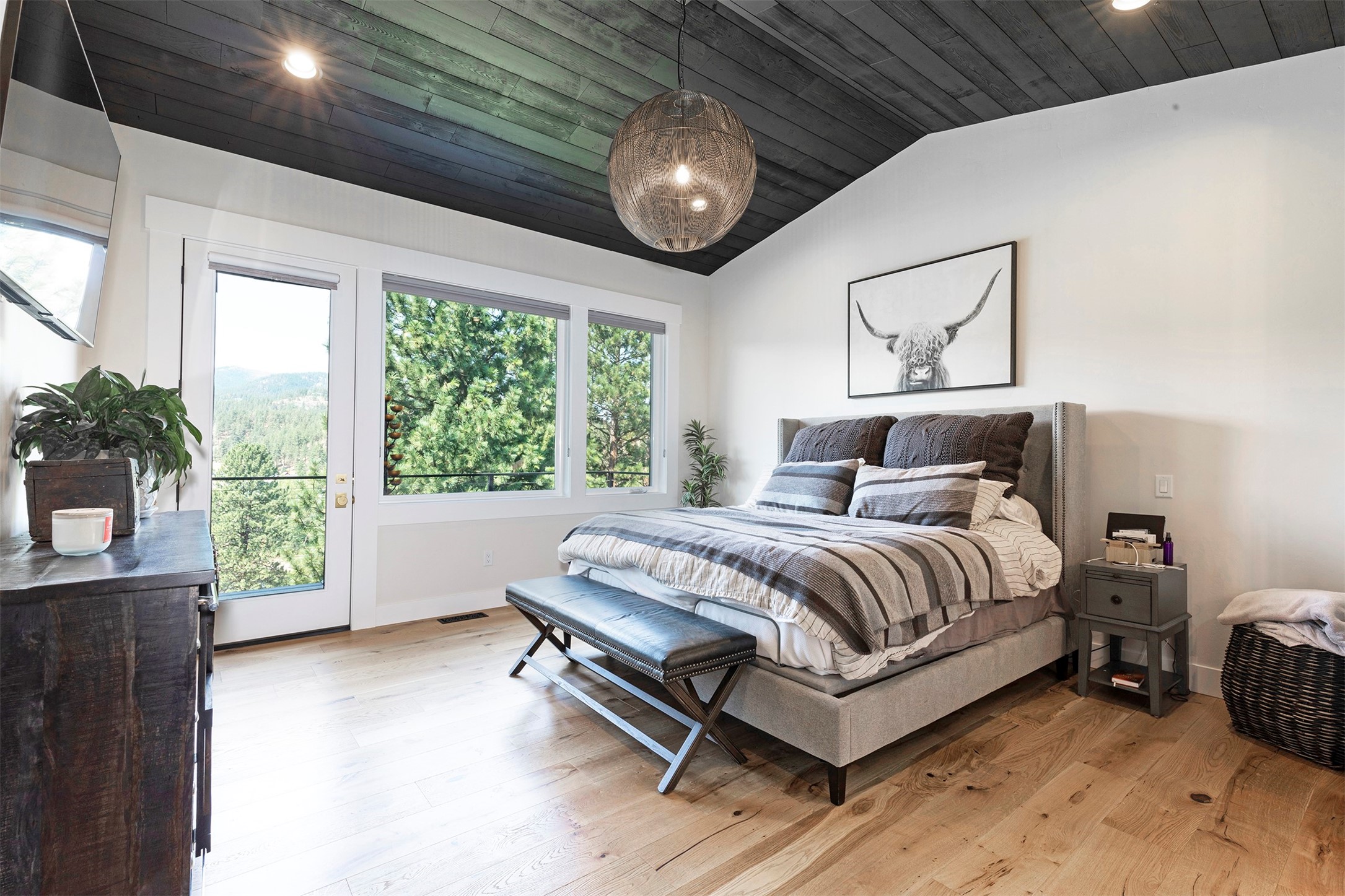 6443 Lower Miller Creek Road