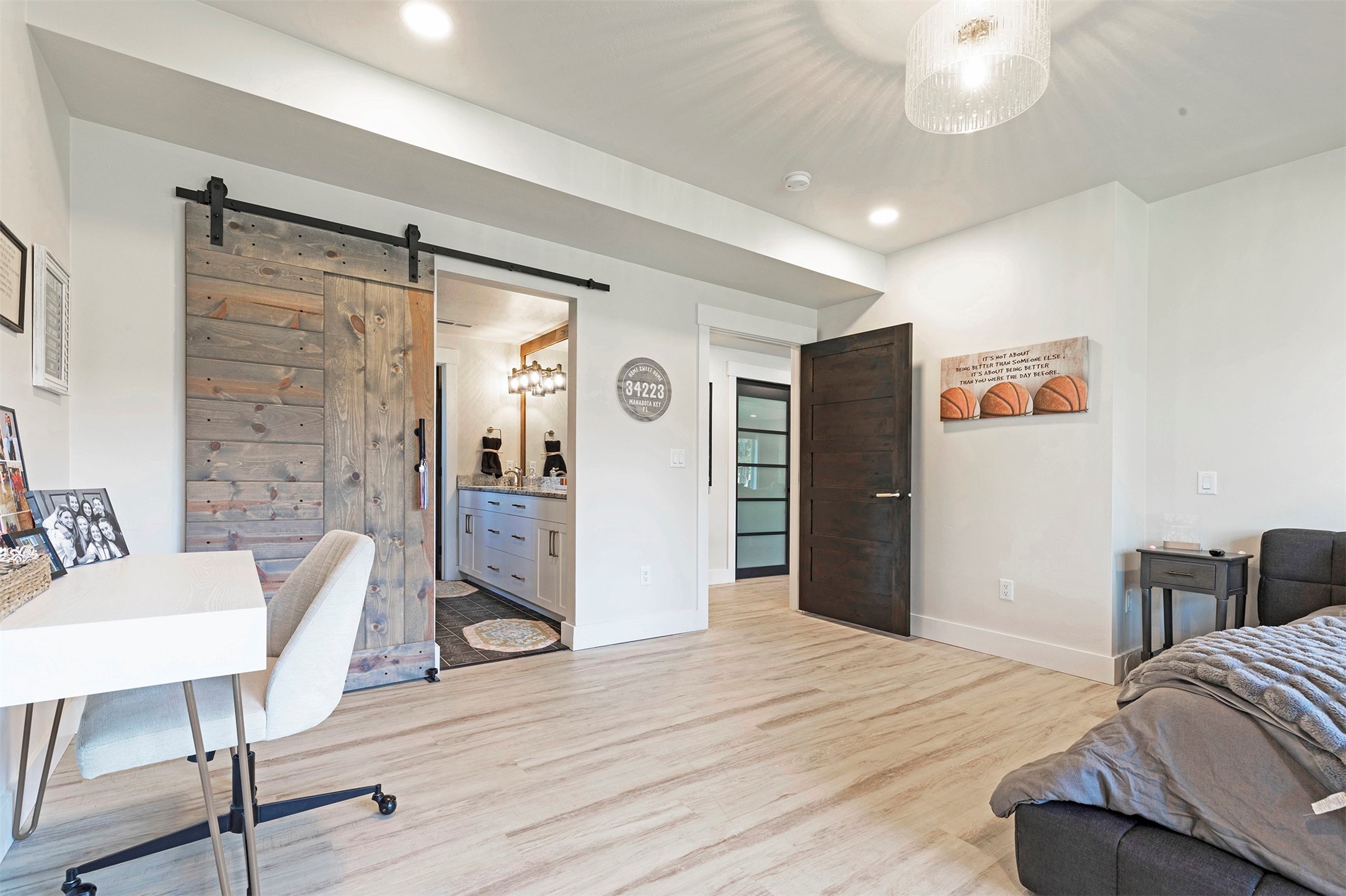 6443 Lower Miller Creek Road