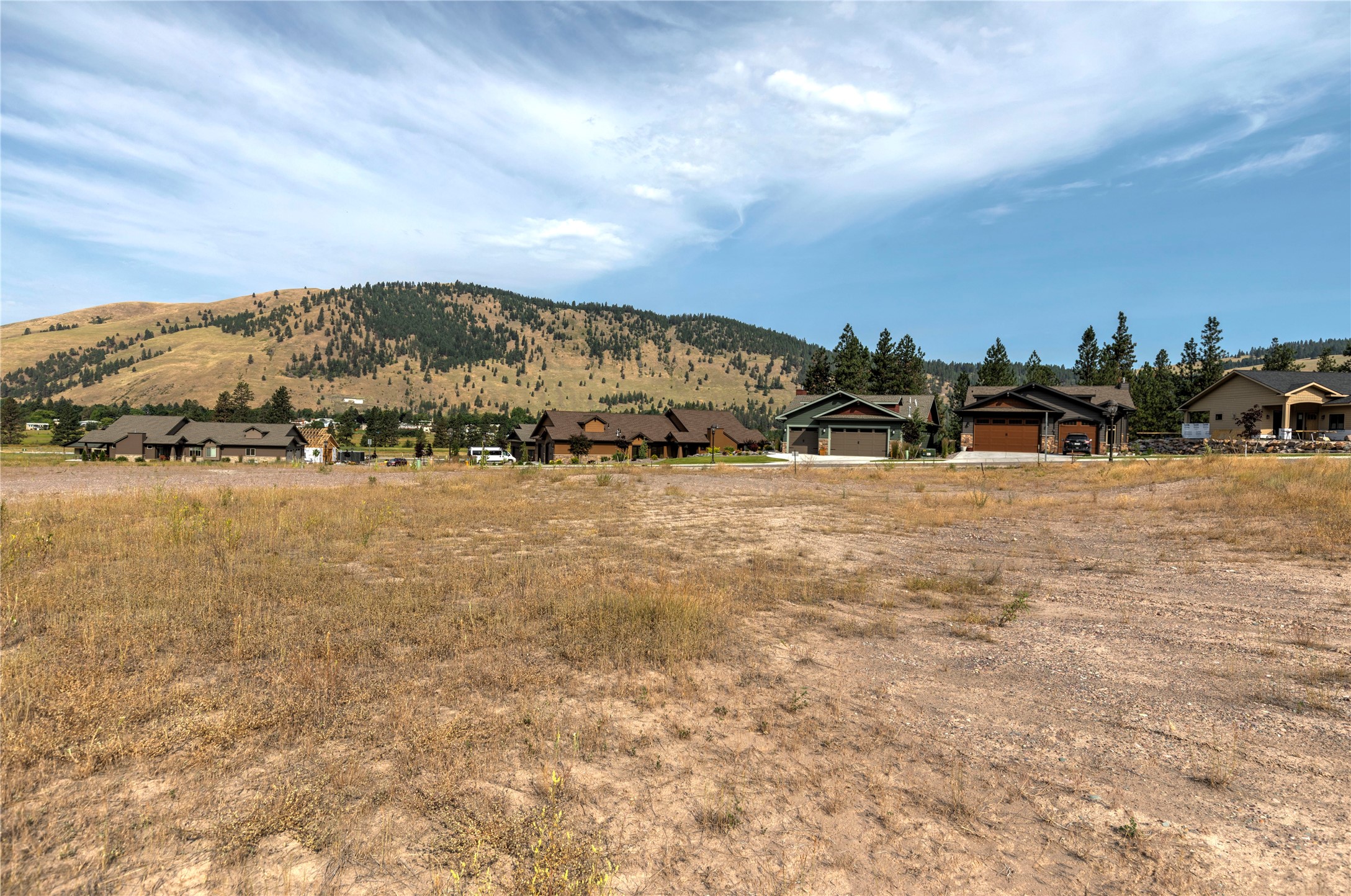 811 Anglers Bend Way