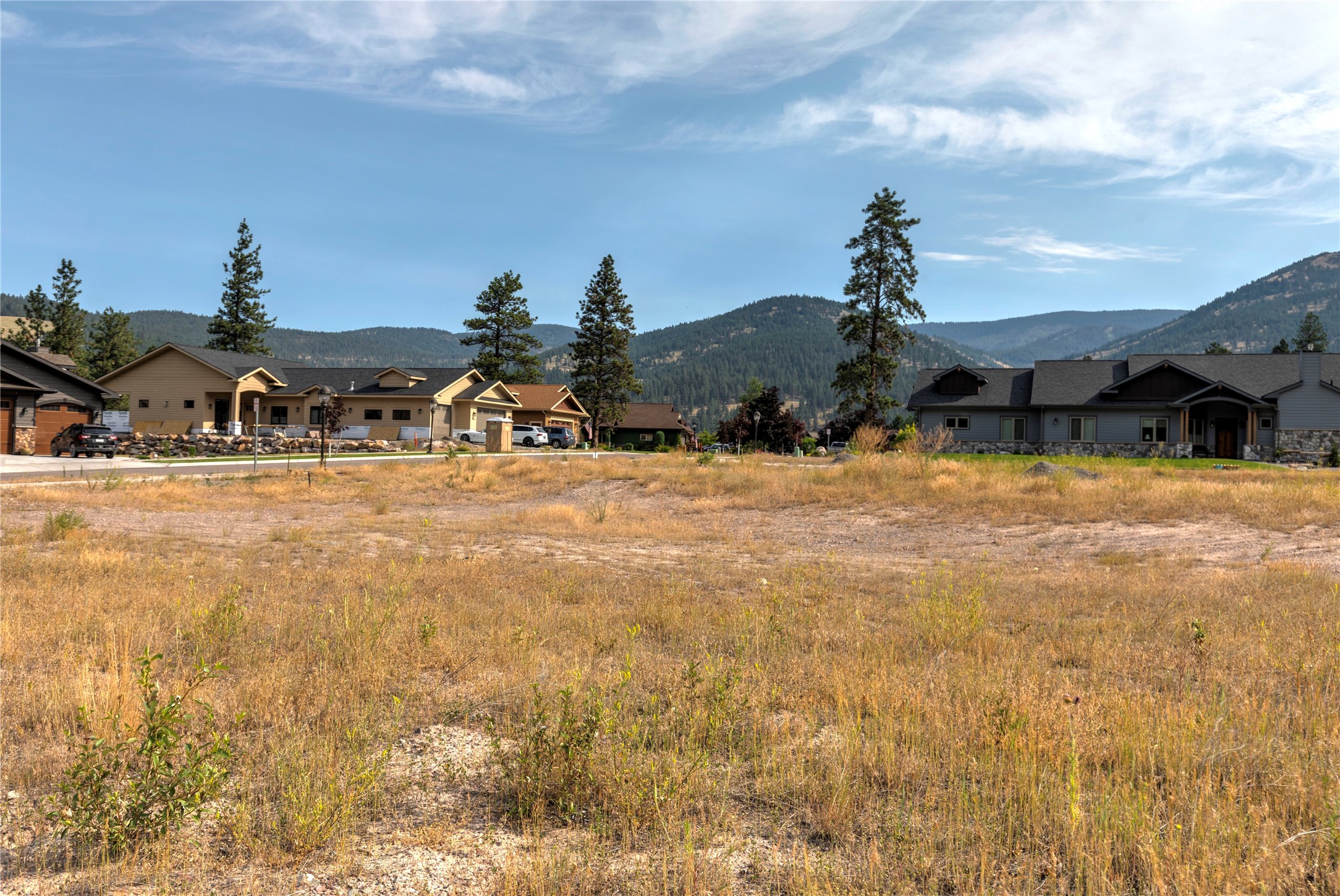 811 Anglers Bend Way