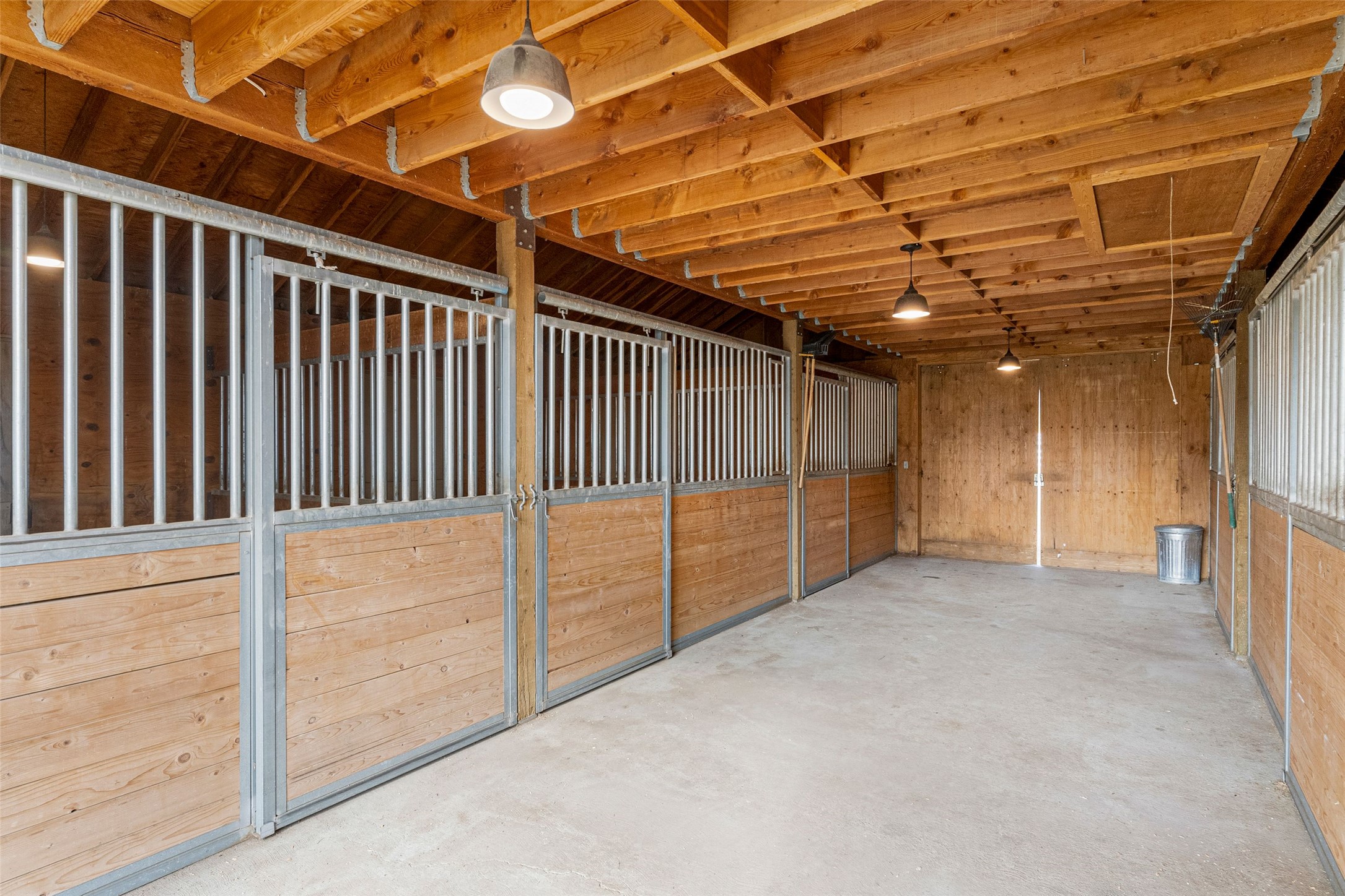 10745 Us Highway 93 N