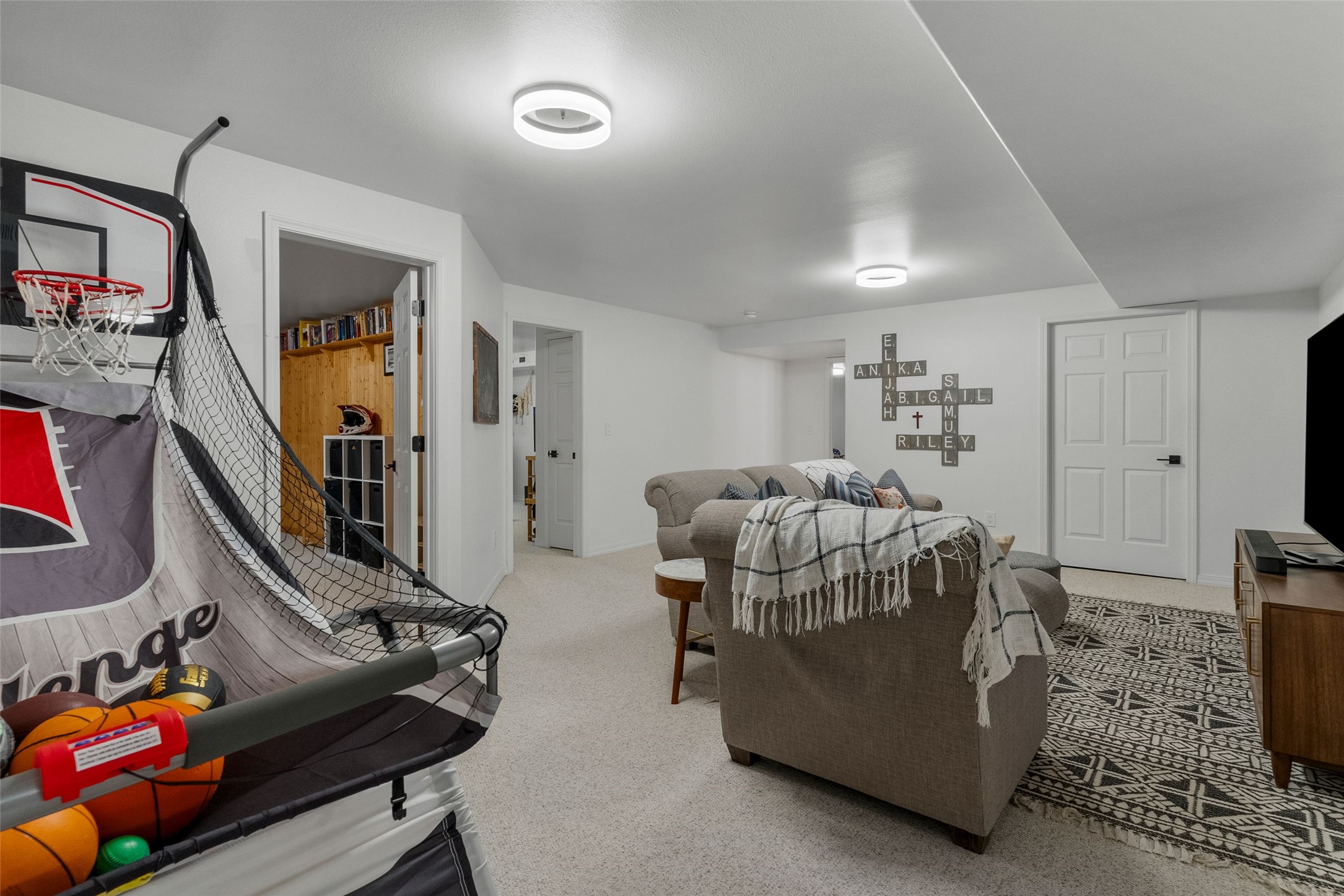 10745 Us Highway 93 N