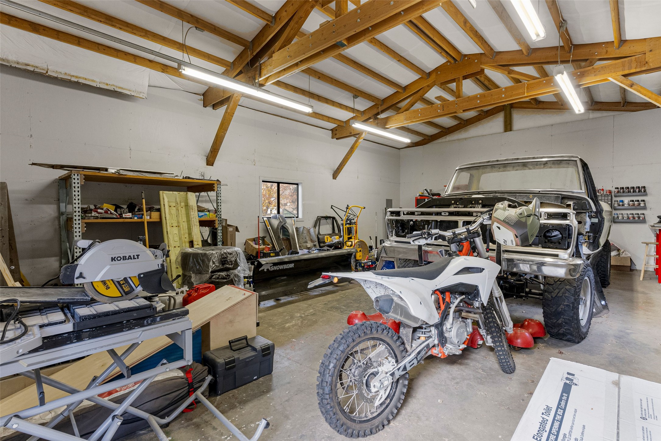 10745 Us Highway 93 N