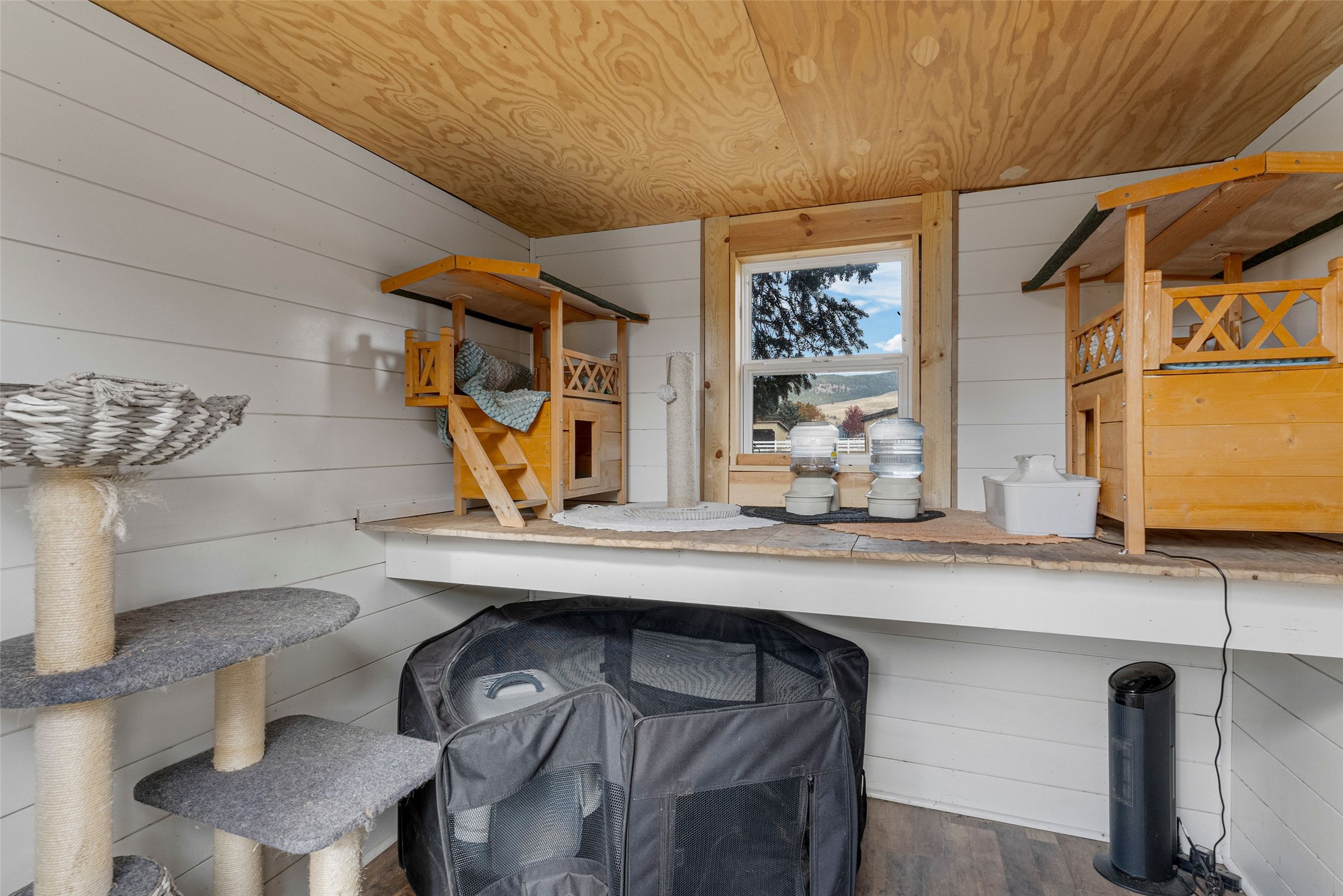 10745 Us Highway 93 N