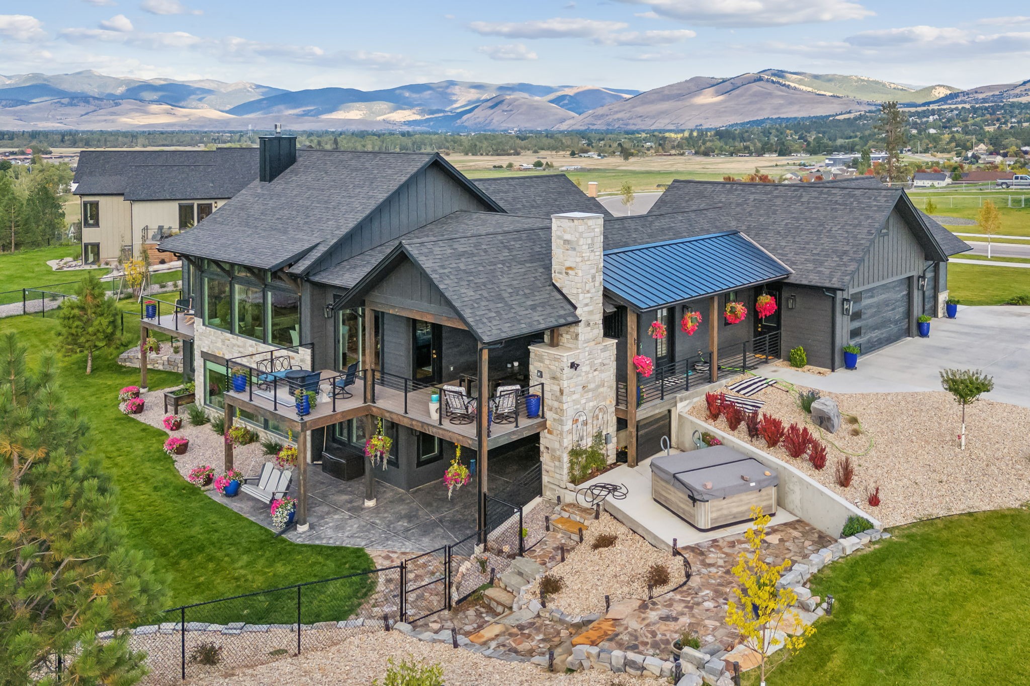 6443 Lower Miller Creek Road
