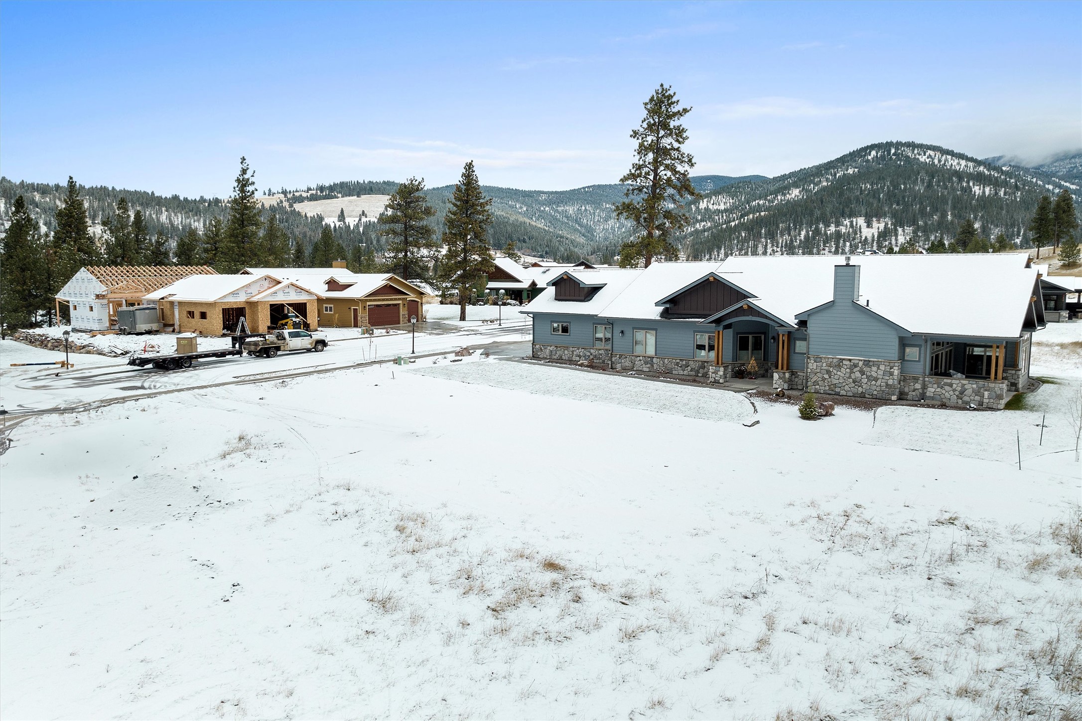 825 Anglers Bend Way