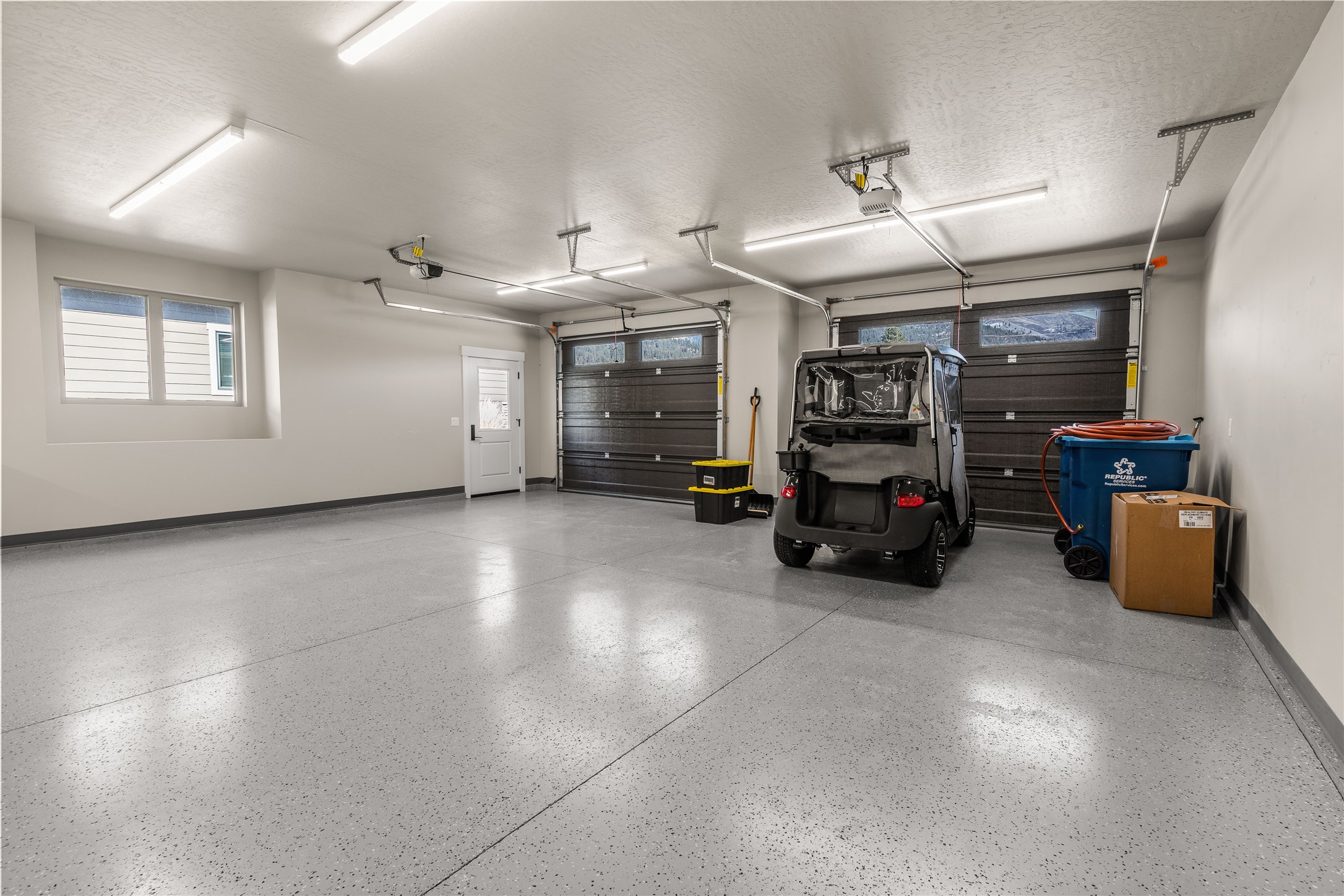 985 Anglers Bend Way