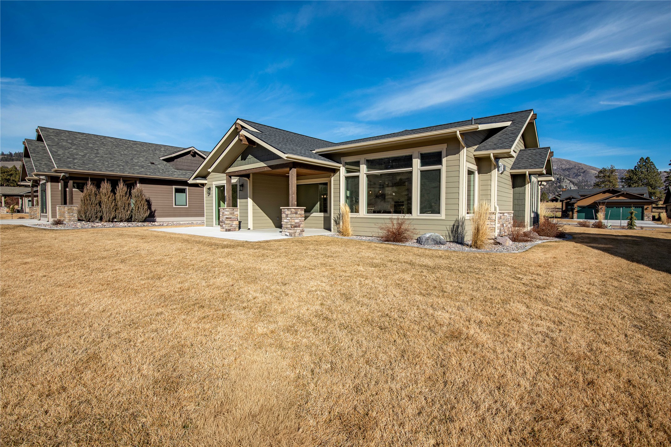 985 Anglers Bend Way