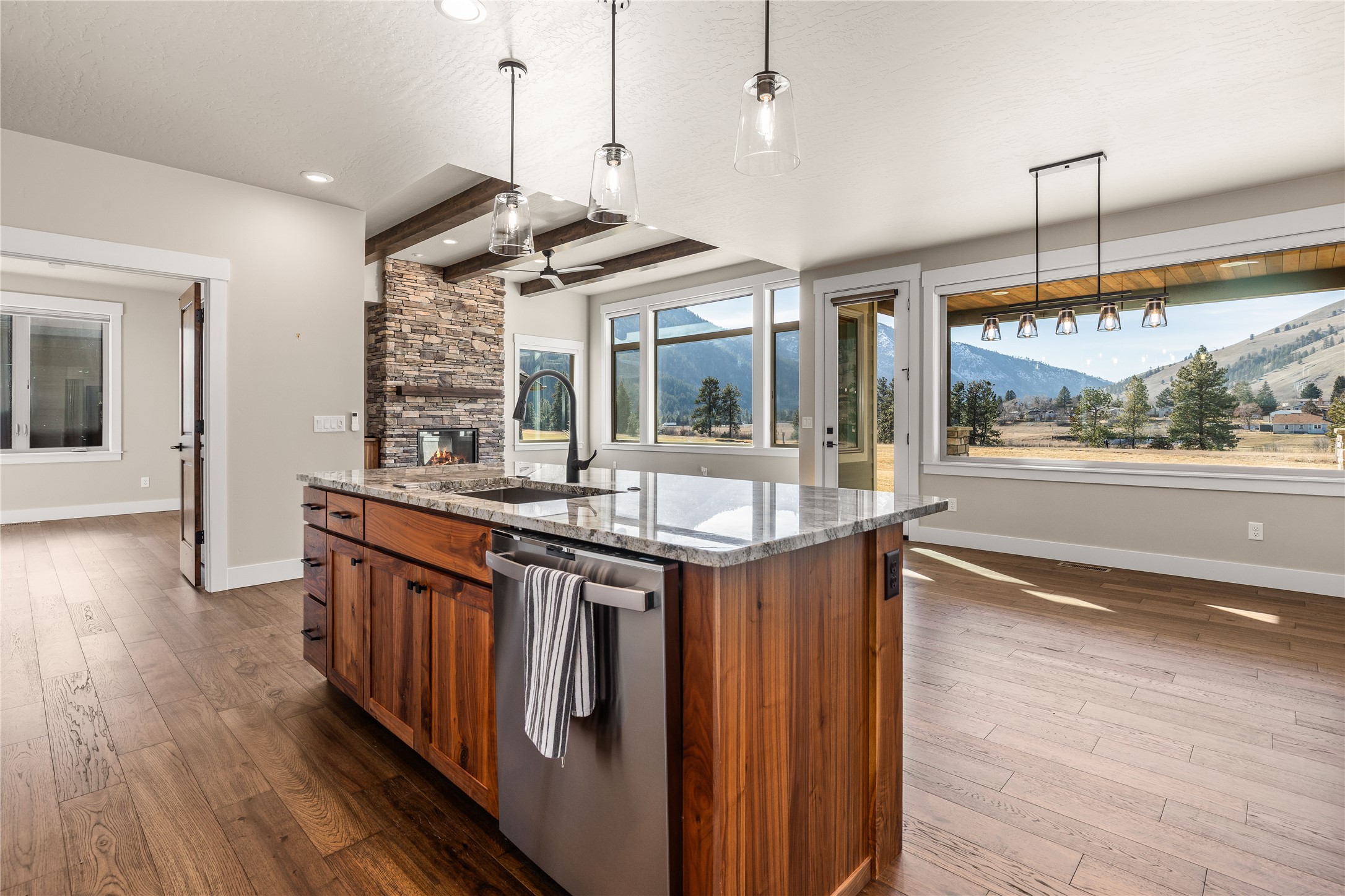 985 Anglers Bend Way