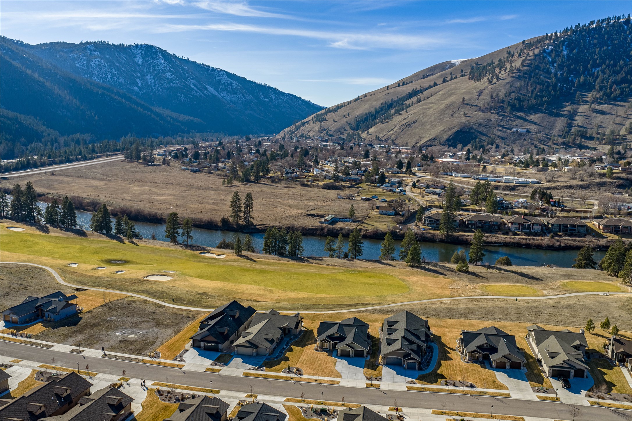 985 Anglers Bend Way