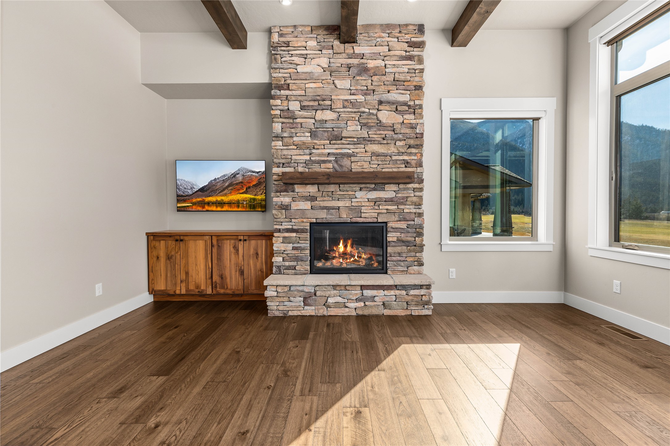 985 Anglers Bend Way