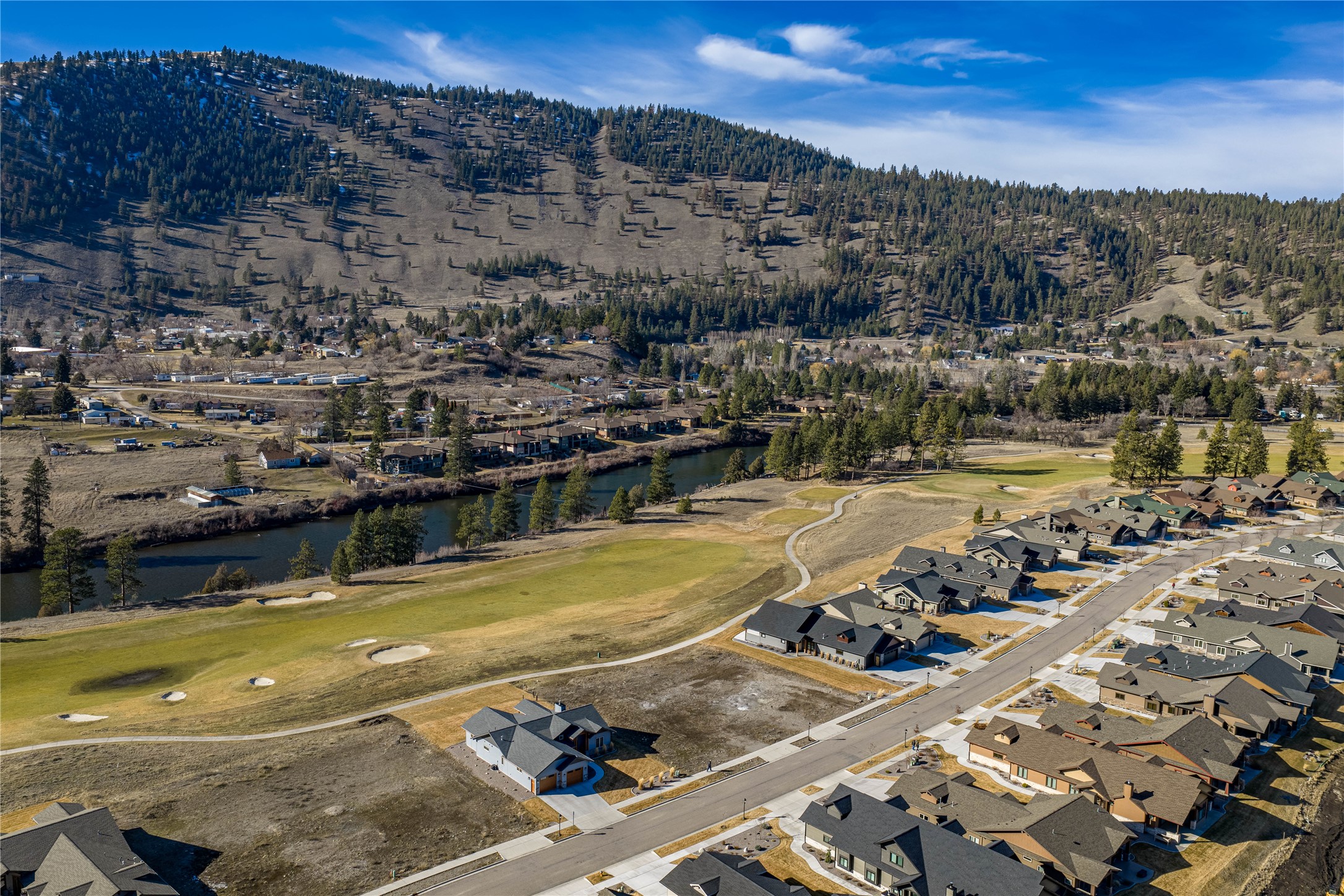 985 Anglers Bend Way